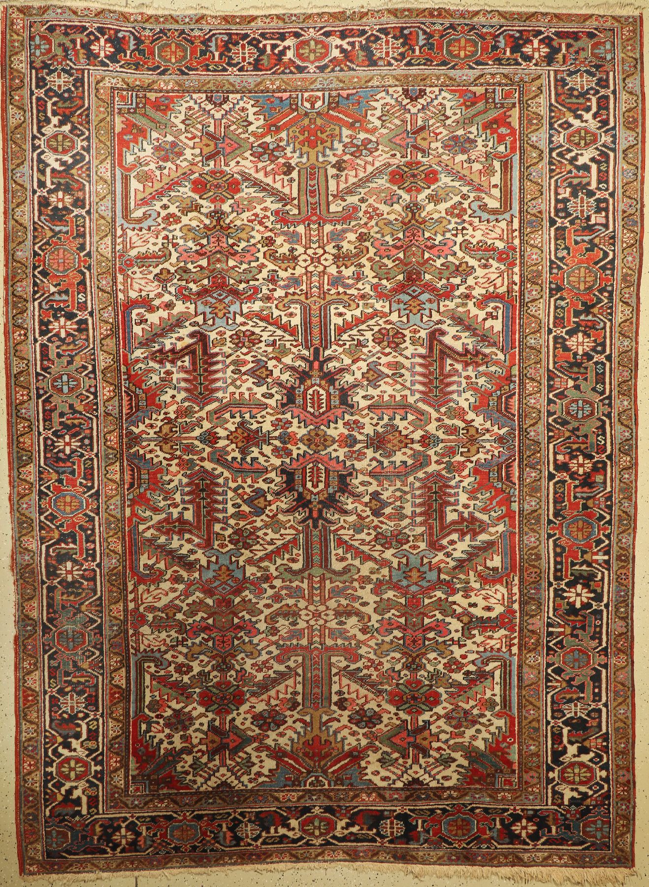 Heriz alt, Persien, um 1950, Wolle auf Baumwolle, ca. 326 x 244 cm, EHZ: 4