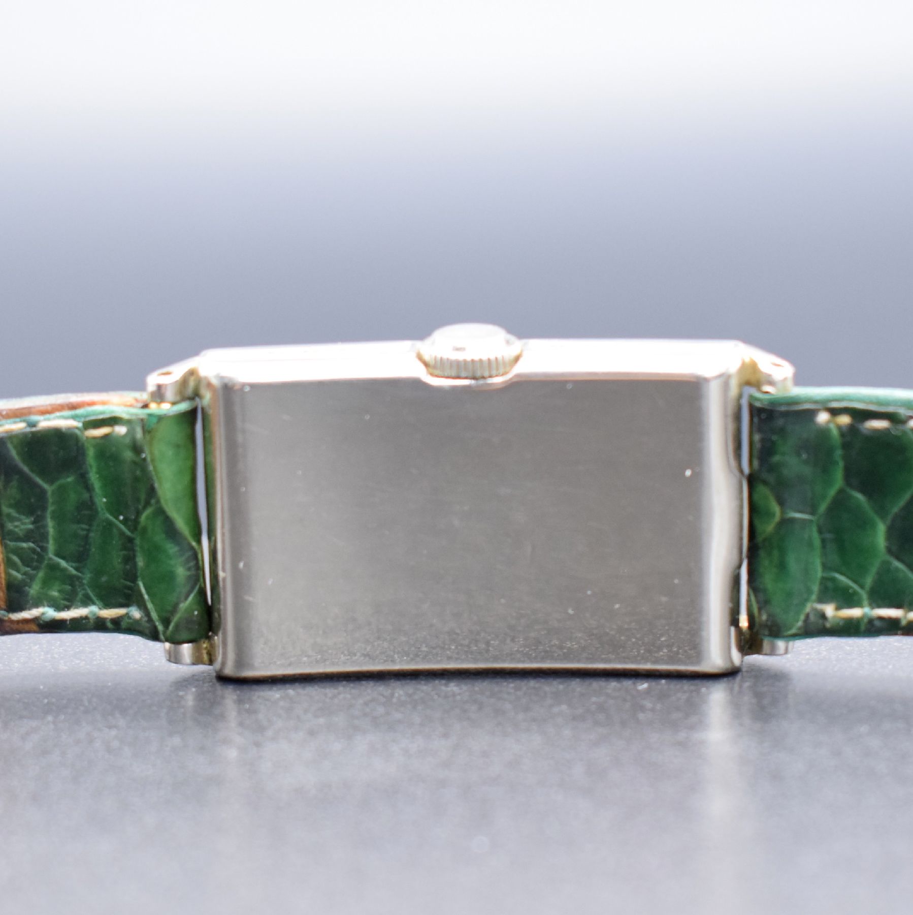 Detail d: GRUEN seltene Herrenarmbanduhr sog. Doctors Watch Referenz 877/8, Schweiz f. US-Markt um 1935, Handaufzug, 2-teil. gold filled Gehäuse, Boden ...