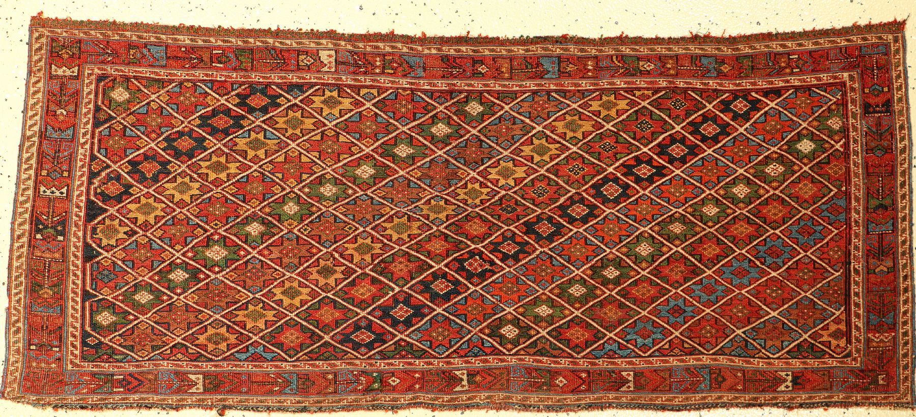 Seltene Afshar "Mafrasch-Seite" antik (Publiziert bei Azadi), Turkmenistan, Ende 19.Jhd., Wolle auf Wolle, ca. 148 x 63 cm, EHZ: 3. ...
