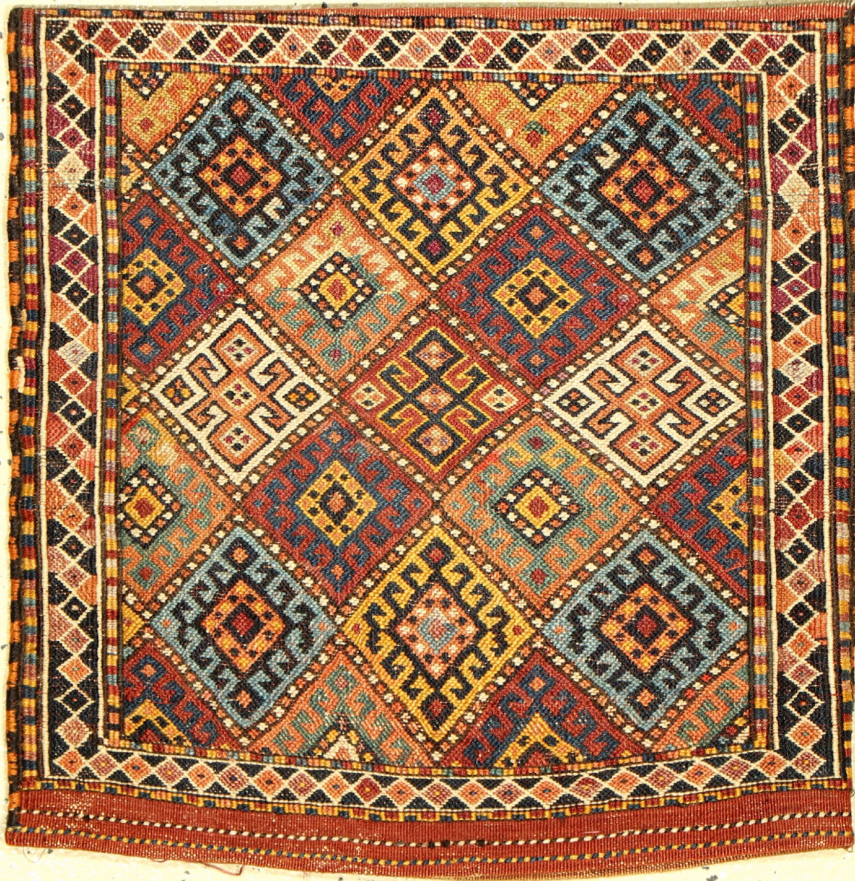 Kordi Reverse-Sumakh alt, Taschenfront, Persien, um 1950, Wolle auf Wolle, ca. 49 x 49cm, EHZ: 2-3