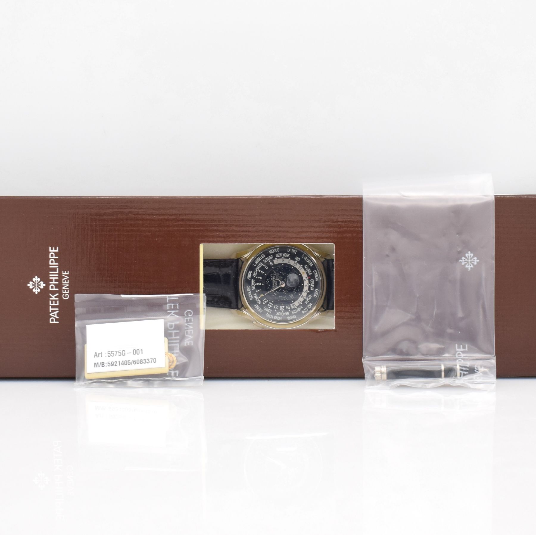 Detail n: PATEK PHILIPPE hochfeine & seltene Herrenarmbanduhr "WORLD TIME MOON" Referenz 5575G-001 im nahezu neuwertigen Zustand, Automatik, auf ...
