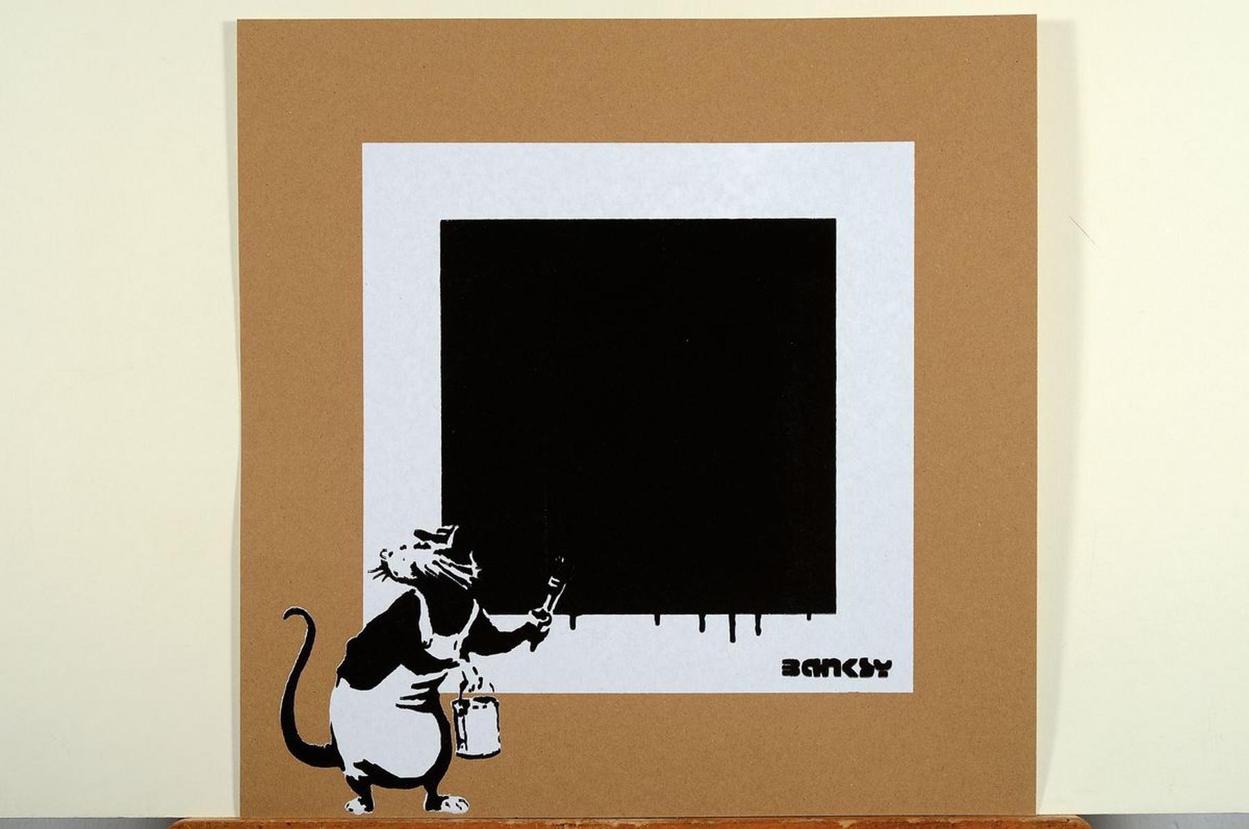 Detail k: Banksy by Not Banksy, "Rat with Black Square", Siebdruck/Karton, verso sign., Stempel, num.153/300, inkl. Zertifikat, ca. 42x42 cm