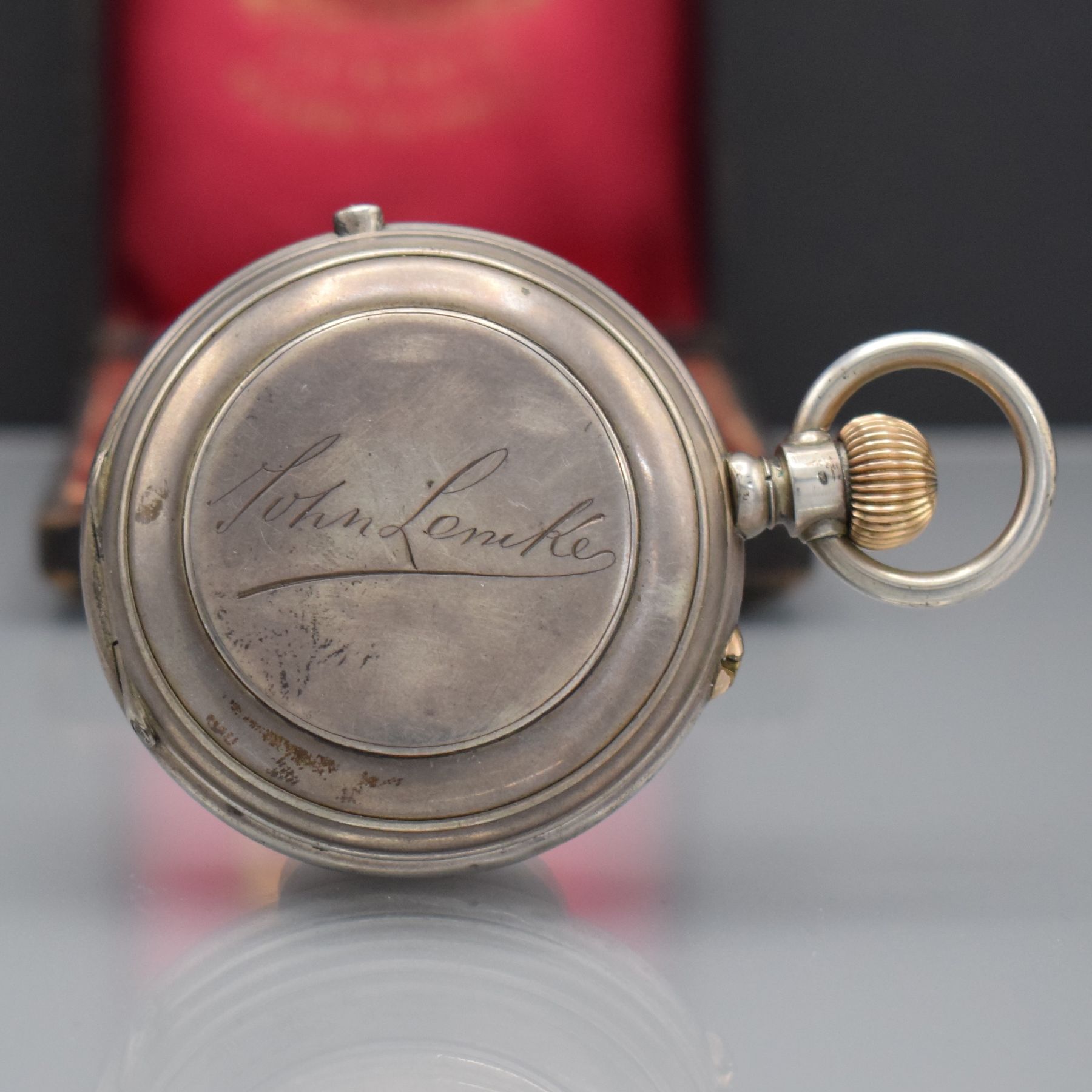 Detail b: CHRONOGRAPHE COMPTEUR Savonette in Silber mit Chronograph, Schweiz um 1890, massives 3-Deckel Geh. in Silber 800/000, Sprungdeckel m. Inhabergravur, ...
