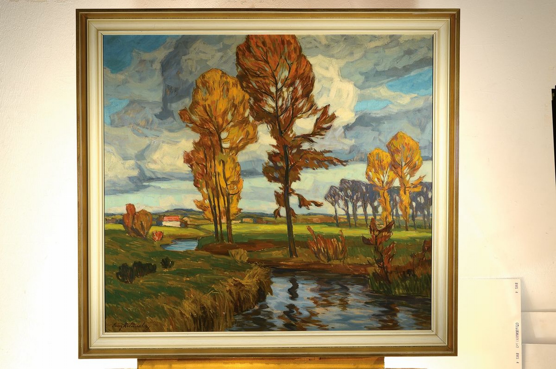 Detail k: Heinz Heinrichs, 1886 Aachen - 1957 Berlin, Landschaftsdarstellung mit aufziehenden Wolkenformationen, signiert, ca. 100 x 106 cm, Rahmen