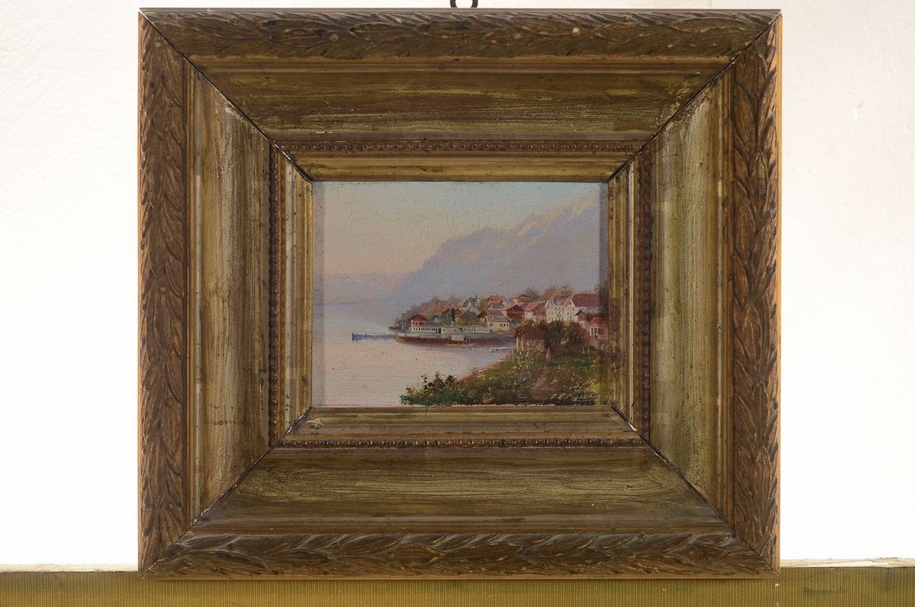 Detail k: Alpenländische Künstler, um 1900/10, wohl Oberitalienischer Bergsee, Öl/Holz, feine Miniaturmalerei, stimmungsvolle Lichtführung, li. unten ...