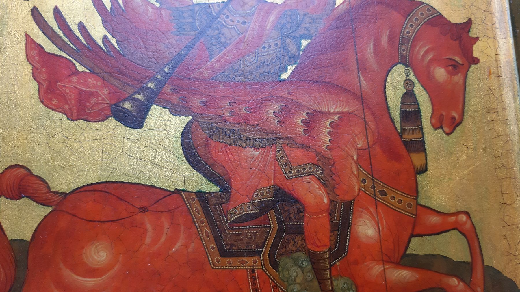 Detail i: Ikone, Russland, um 1900, Erzengel Michael durchbohrt mit seiner Lanze den Antichristen, Tempera auf Holz, Goldgrund, vertieftes Innenfeld, ca. ...