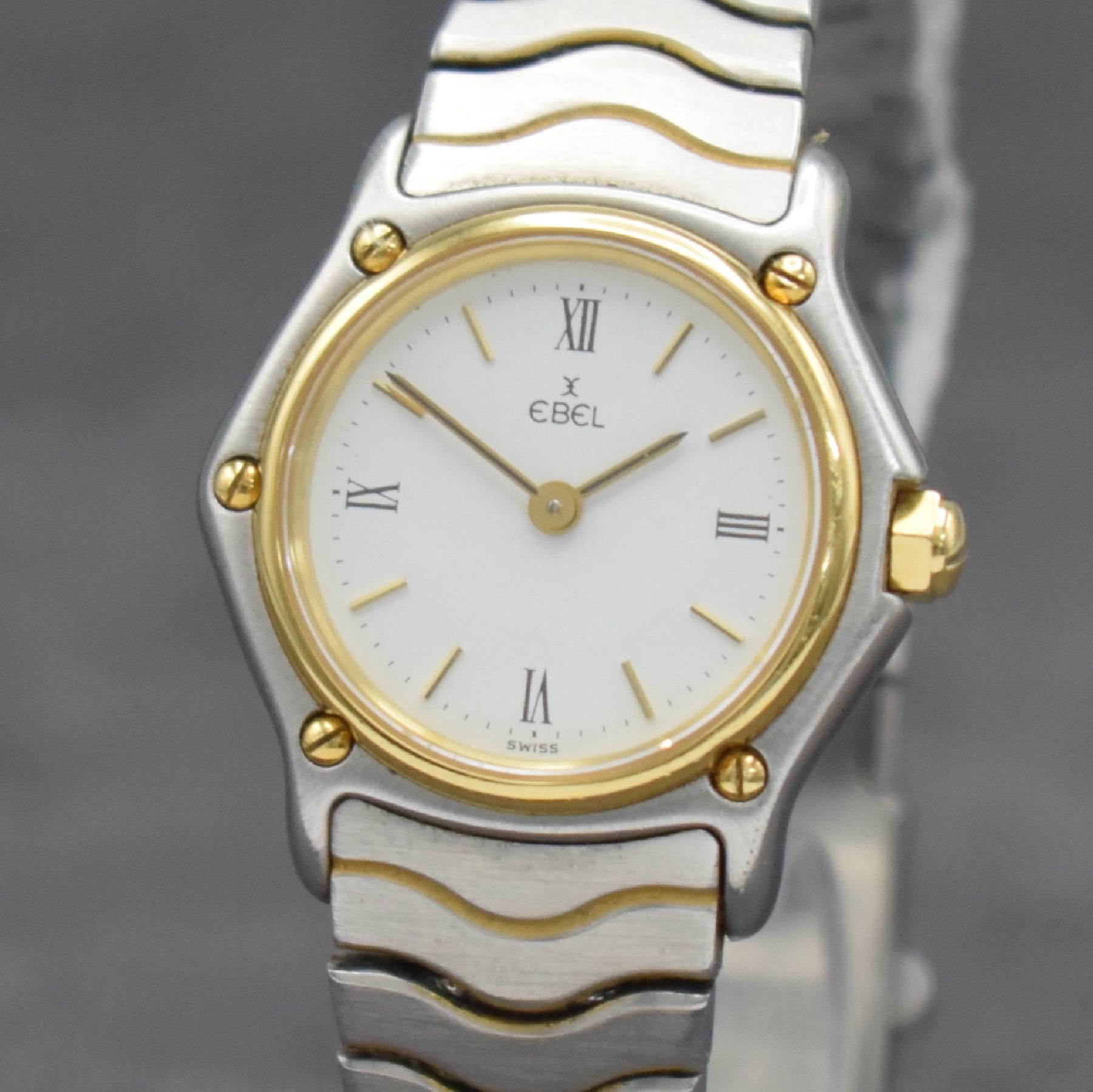 Detail c: EBEL Sport Classique Damenarmbanduhr, Schweiz um 1990, quarz, Edelstahl/Gold komb., Monocoque-Geh., Lünette 5-fach verschr., Gliederband, weißes ...