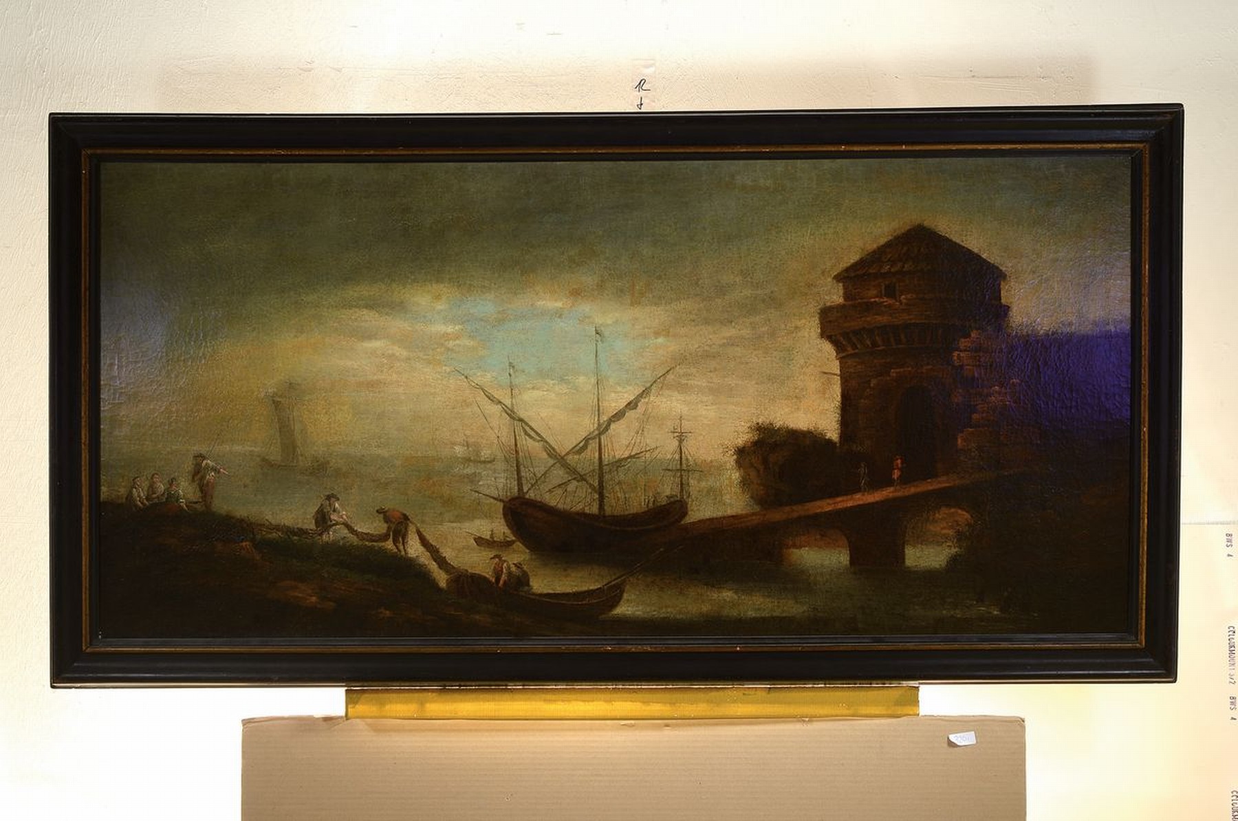 Detail k: Niederländischer Künstler, um 1680, Hafenansicht mit Hafenarbeitern und Schiffen, dunkle Wolkenformationen am Himmel, lebhaftes Treiben mit ...