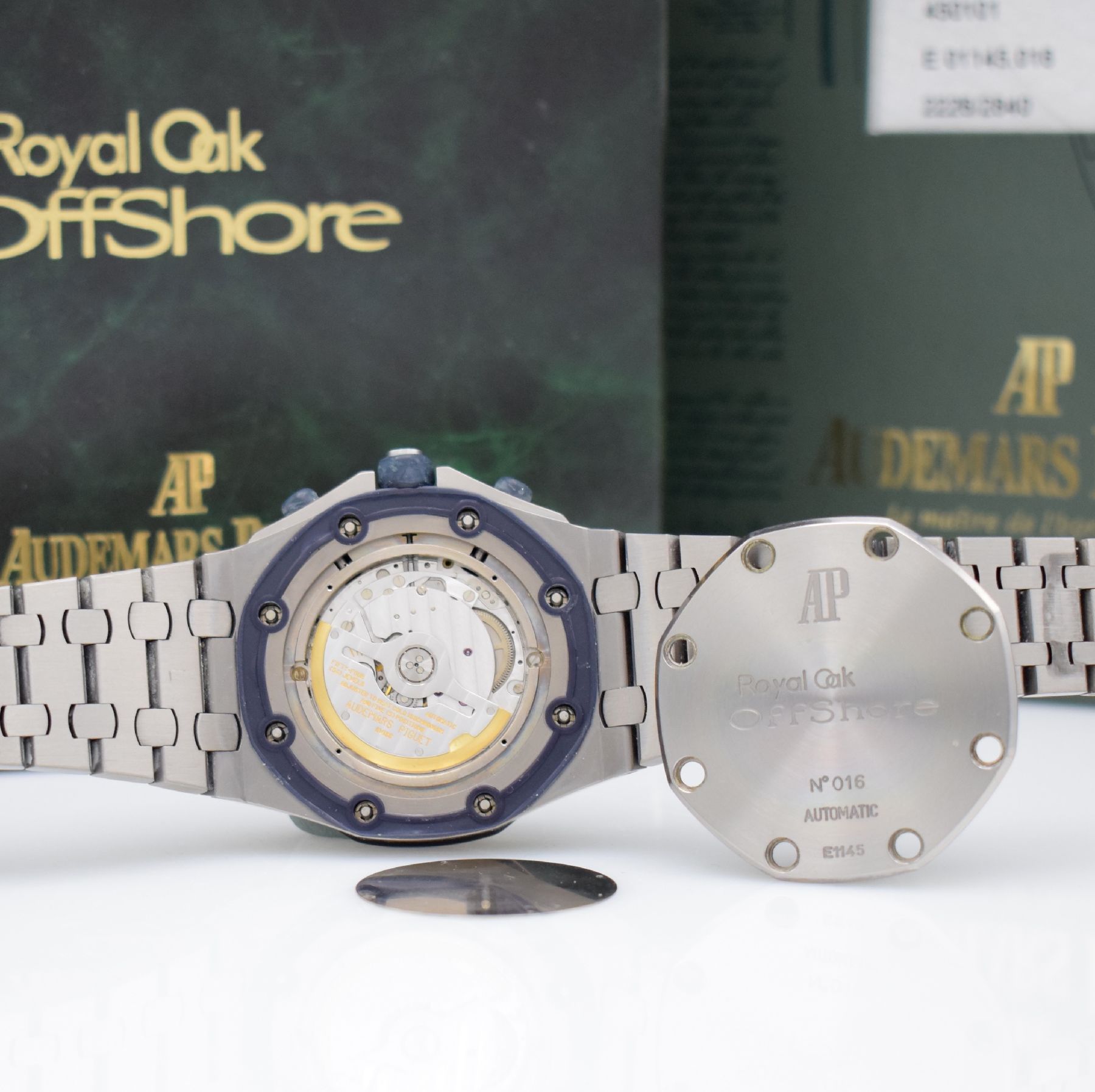 Detail h: AUDEMARS PIGUET "The Beast" Armbandchronograph Royal Oak Offshore No. 16, Automatik, Ref. 25721TI/O/1000TI/01, E-Serie, 3-teil. Titangeh. ...
