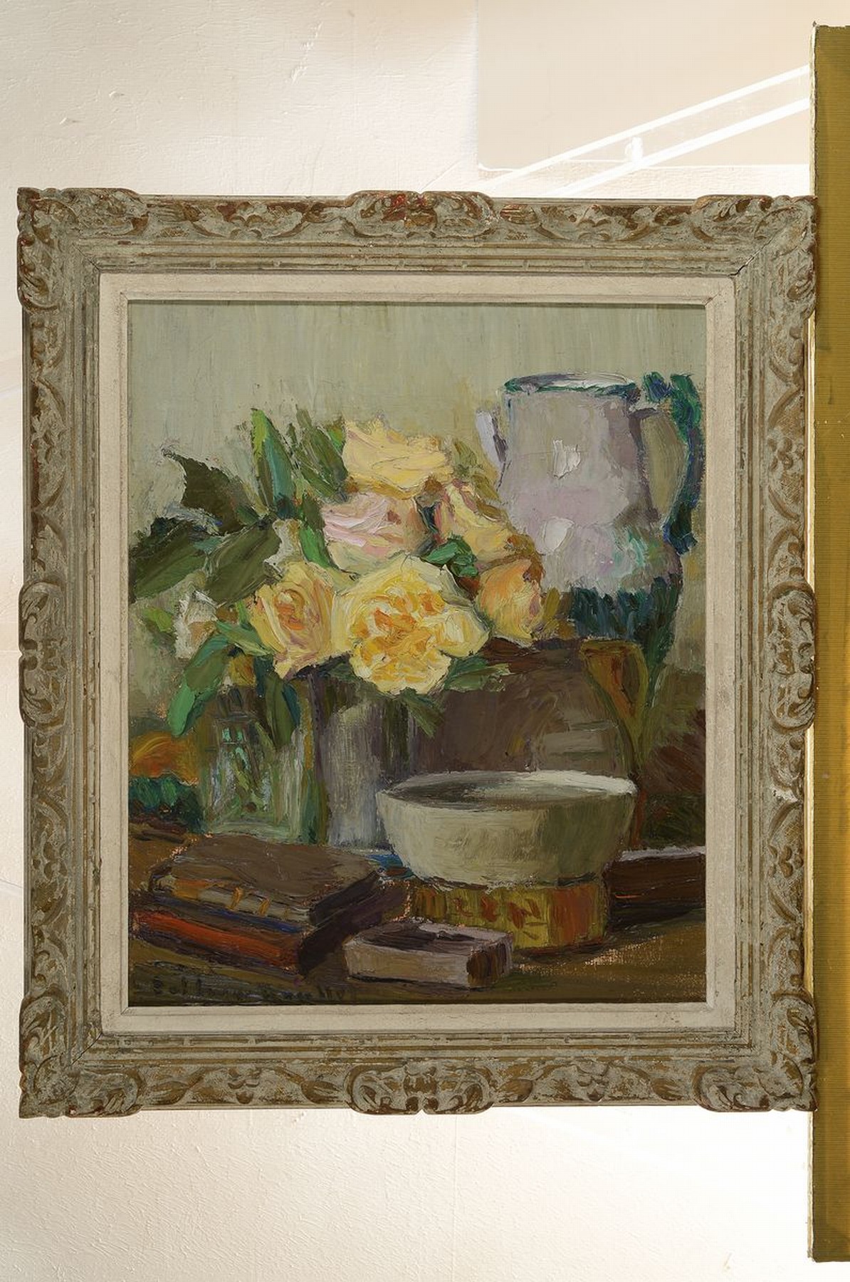 Detail k: Niederländischer Künstler, 20/30er Jahre, Stillleben mit Rosen und Büchern, Öl/Lwd, li. unten signiert, ca. 46 x 37 cm, Rahmen