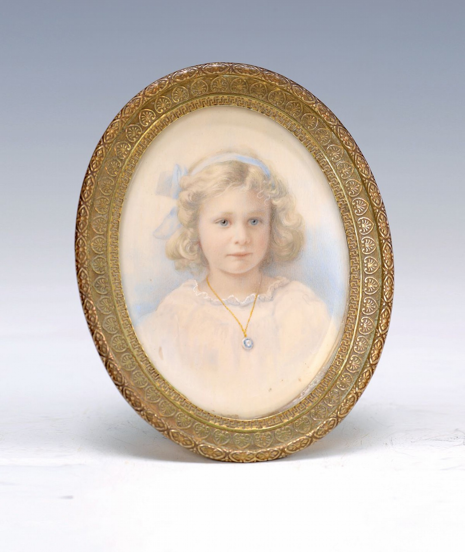 wohl Richard Schwager, 1822 Duppau ( Böhmen) - 1880 Rodaun b. Wien, Porträt eines kleinen Mädchen, feine Gouachemalerei auf Elfenbein, 8 x 6 cm, ...