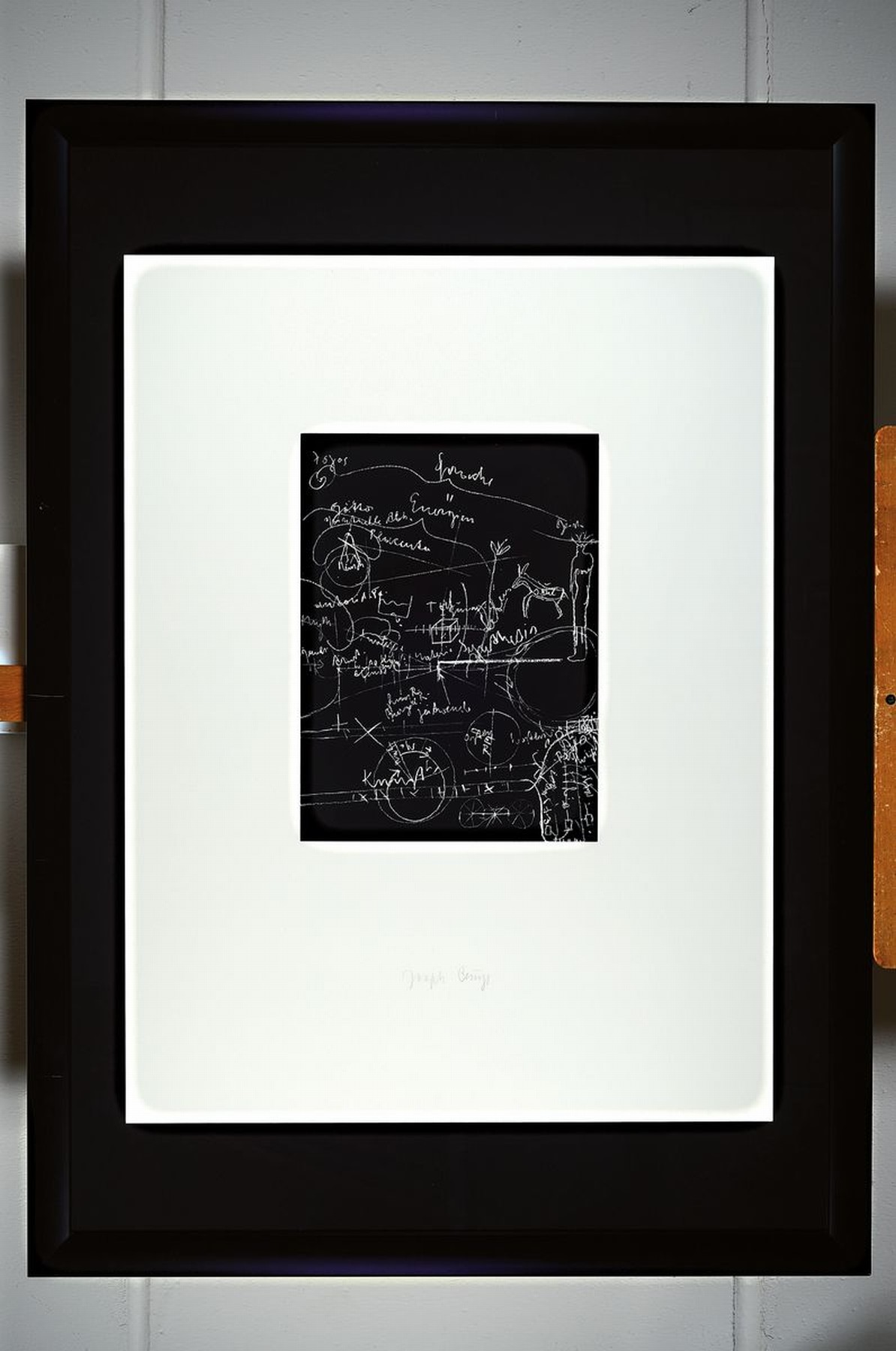 Detail k: Joseph Beuys 1921 - 1986, Siebdruck auf Karton, handsigniert, aus 1980, ca. 86 x 60.7 cm, WVZ Schellmann 326-28 107 x 77 cm, unter Glas, Rahmen