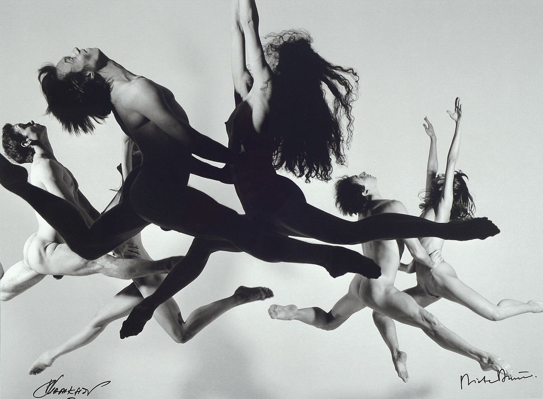 Dieter Blum, geb. 1936. Fotografie auf dickem Fotopapier, "Tanzstudie"2000/2009, handsigniert von Dieter Blum und Vladimir Malakhov ...