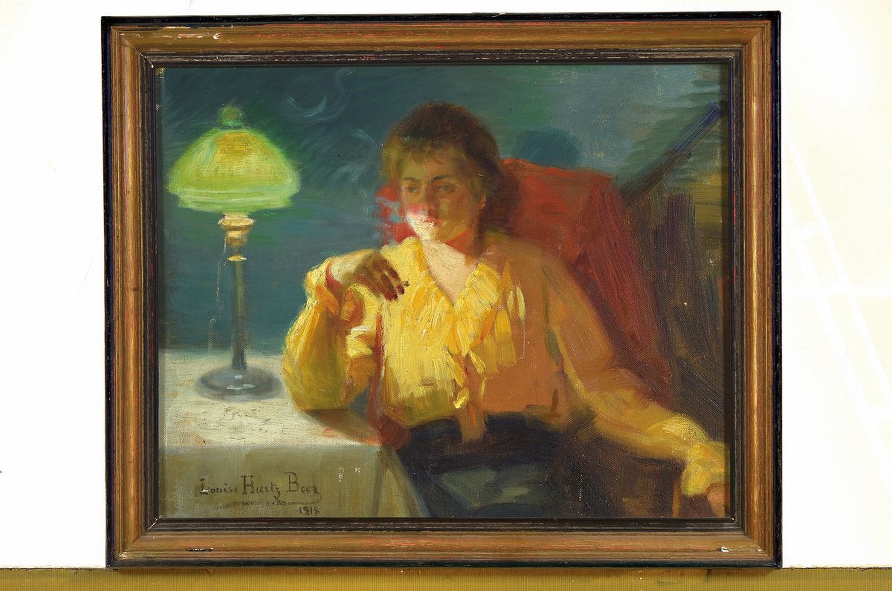 Detail k: Louise Hiertz-Been, datiert 1917, rauchende Frau im Schein einer Tischlampe, Öl/Lwd, links unten signiert und dat., ca. 33x42cm, R. ca. 39x47cm