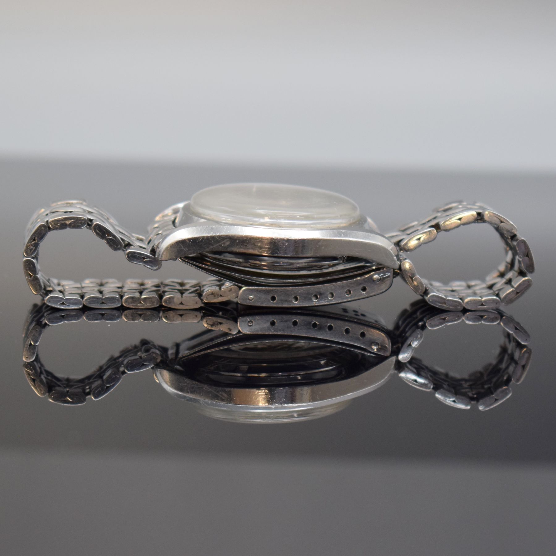 Detail e: ETERNA-MATIC KonTiki 20 Herrenarmbanduhr 37 mm mit original Gay Freres Band, Schweiz um 1970, Automatik, Edelstahlgehäuse, original Gliederband m. ...