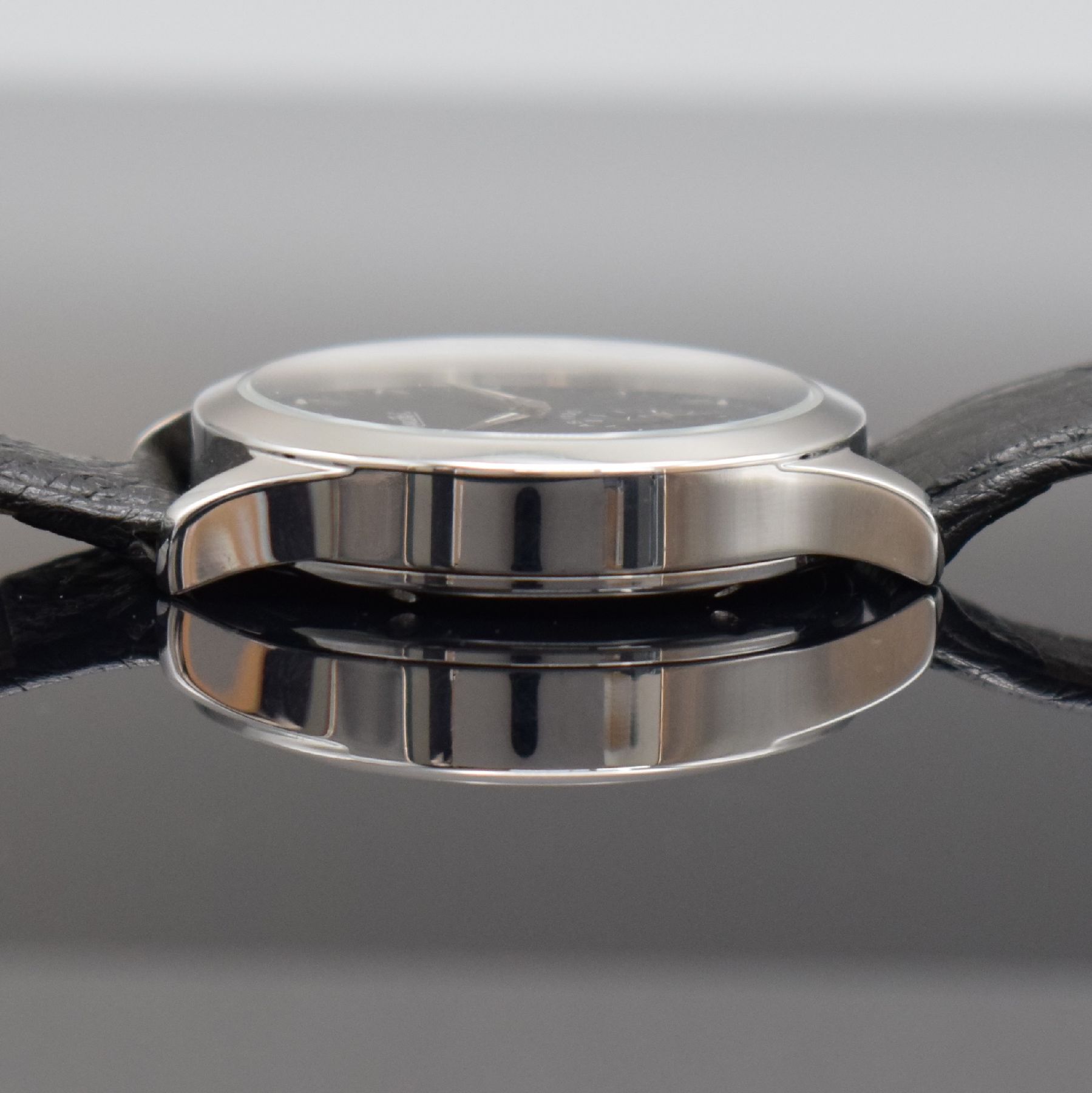 Detail d: MARCELLO C limitierte Herrenarmbanduhr mit Kal. AS 1130, Schweiz um 2005, limitierte Auflage v. 222 Stück, beids. vergl. Edelstahlgeh., Boden 6-fach ...