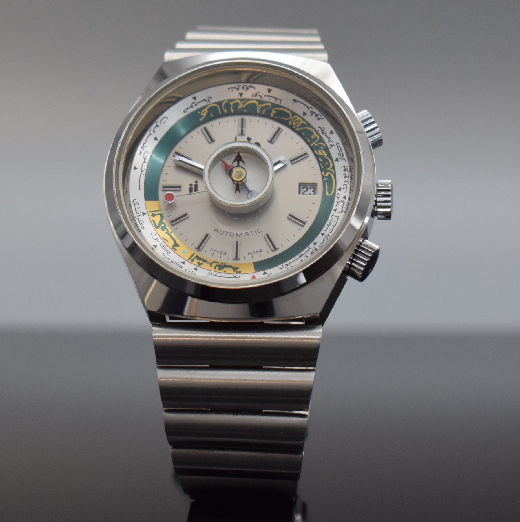 Detail b: DALIL sog. Moslems-Watch gut erhaltene Herrenarmbanduhr mit Kompass, Schweiz um 1975, Automatik, verchr. Gehäuse inkl. Stahl- Band m. Faltschl., ...