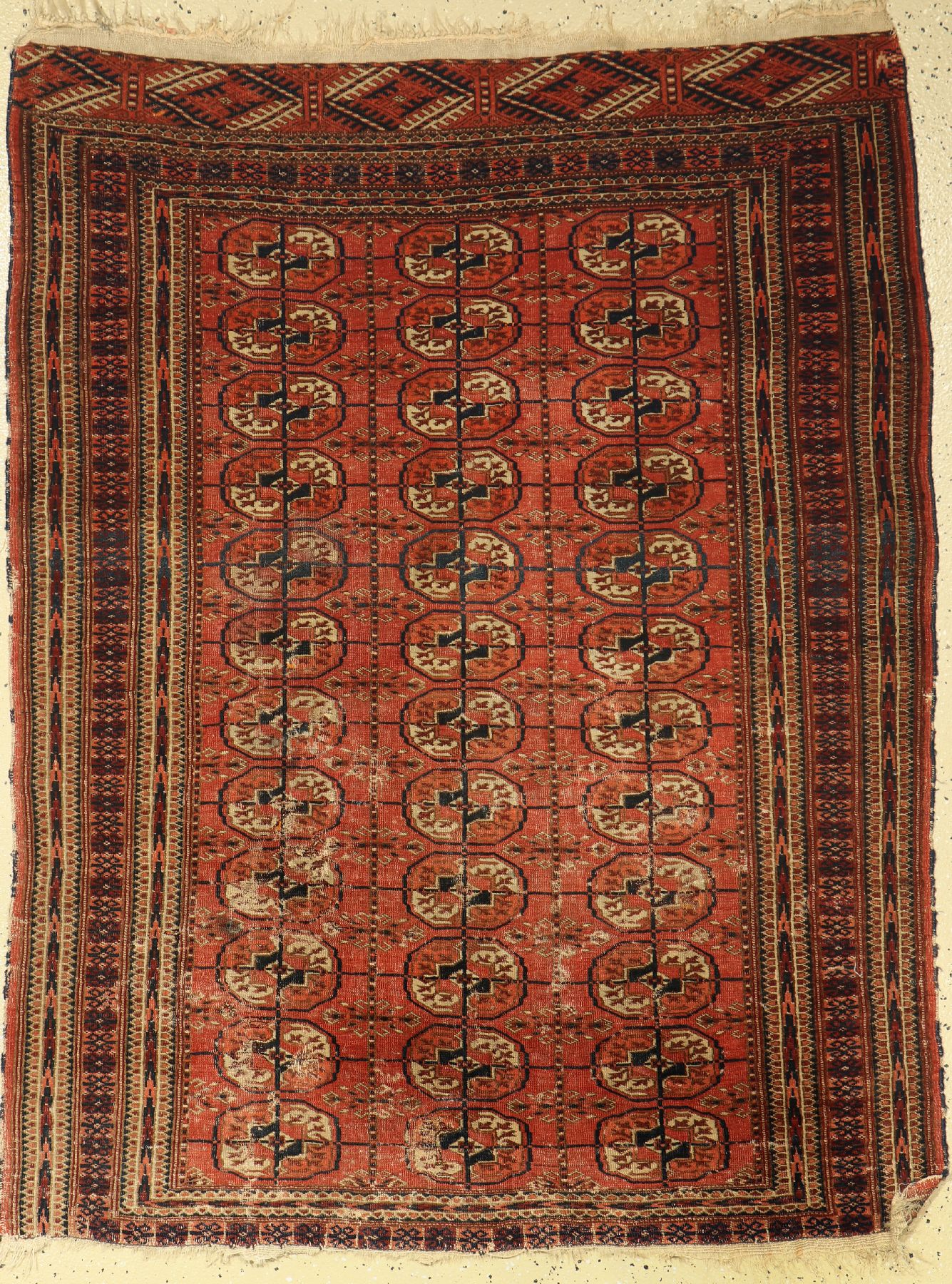Tekke Bochara antik, Turkmenistan, um 1900,Wolle auf Wolle, ca. 148 x 114 cm, Alters und Gebrauchsspuren