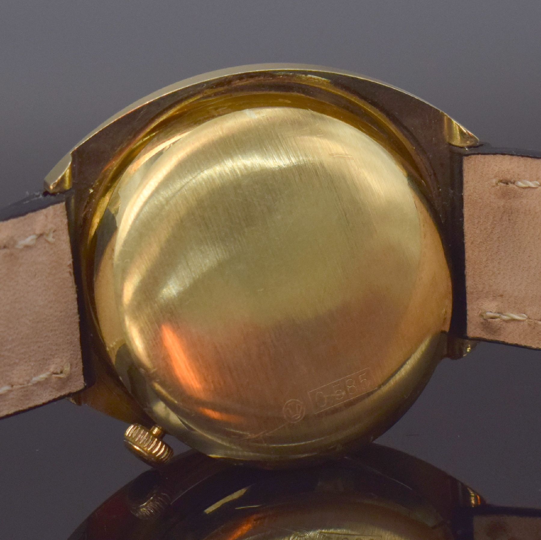 Detail e: BIFORA Herrenarmbanduhr in GG 585/000, Deutschland um 1970, Automatik, 2-teil. Geh., Boden aufgedr., gold. Zifferbl. m. aufges. Std.-Ind., Datum (zu ...