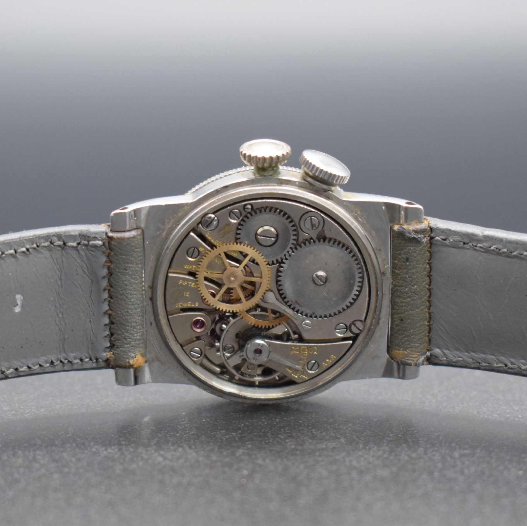 Detail f: WITTNAUER WEEMS seltene Armbanduhr, Schweiz für den US-Markt um 1935, Handaufzug, verchr. Gehäuse, Boden aufgedr., Lünette mit 60er Teilung ...