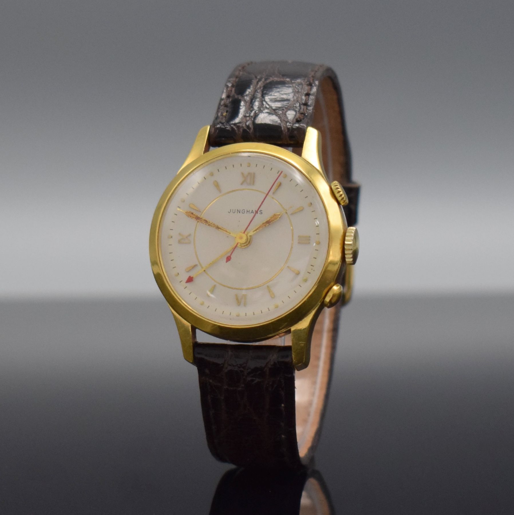 Detail b: JUNGHANS seltene Herrenarmbanduhr mit Wecker Kal. 89, Deutschland um 1962, Handaufzug, verg. Gehäuse, Stahlboden aufgedr., silb. Zifferbl. m. ...