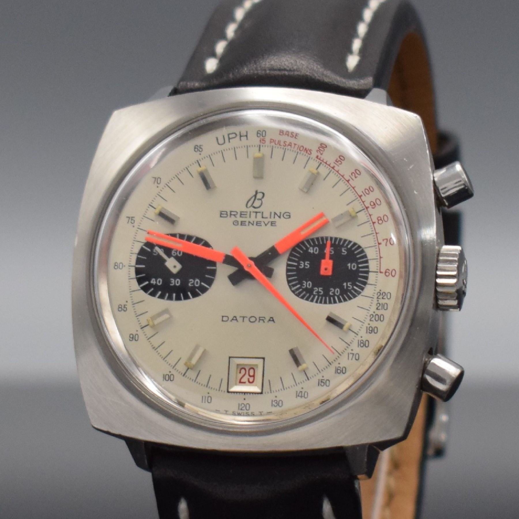 Detail c: BREITLING Datora Herrenarmbanduhr mit Chronograph, Schweiz um 1969, Handaufzug, Ref. 2030, Edelstahlgeh., Boden verschr., modernes Breitling-Band & ...