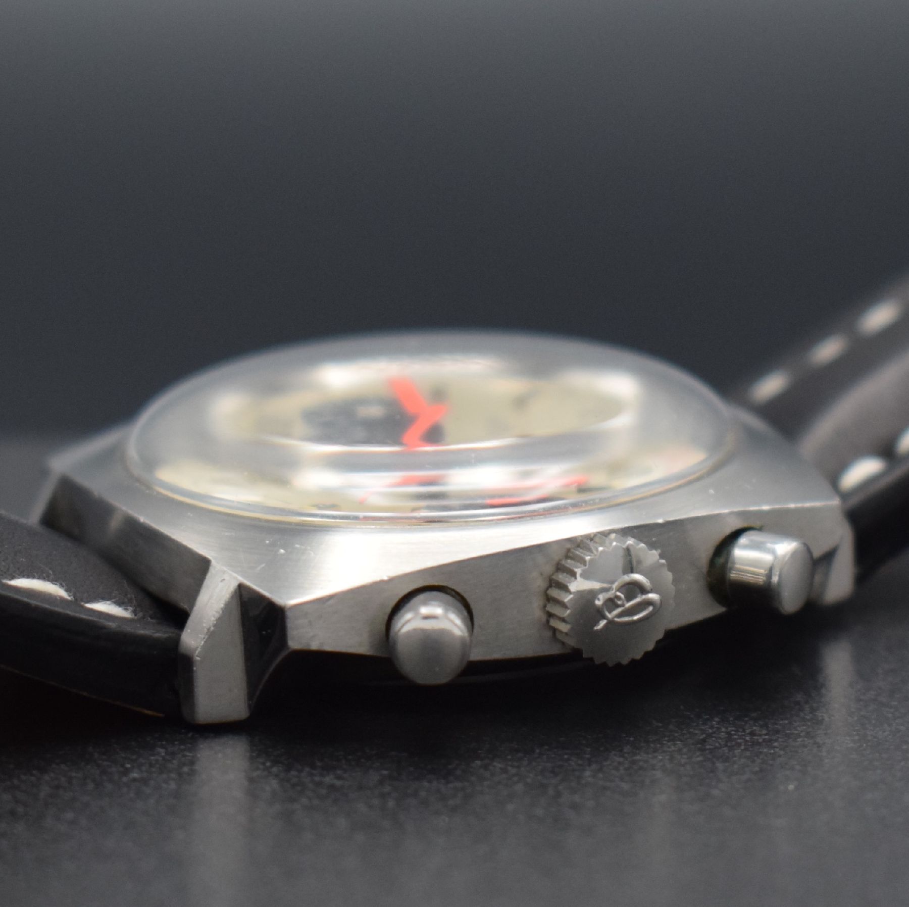 Detail g: BREITLING Datora Herrenarmbanduhr mit Chronograph, Schweiz um 1969, Handaufzug, Ref. 2030, Edelstahlgeh., Boden verschr., modernes Breitling-Band & ...
