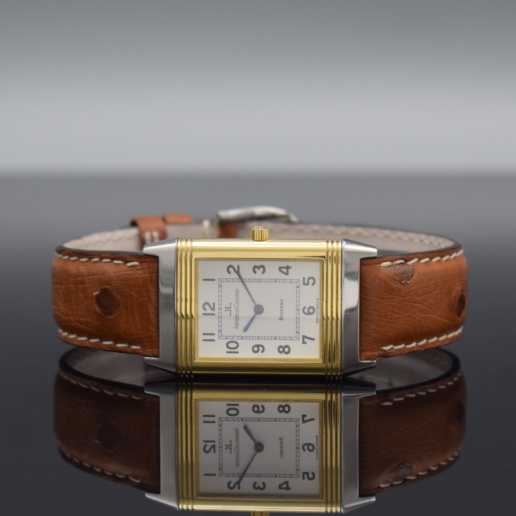 Jaeger-LeCoultre Armbanduhr Reverso, Schweiz um 2000, Handaufzug, Ref. 250.5.86, um 180 Grad drehbares Wendegeh. in Edelstahl/Gold komb. m. neutr. ...