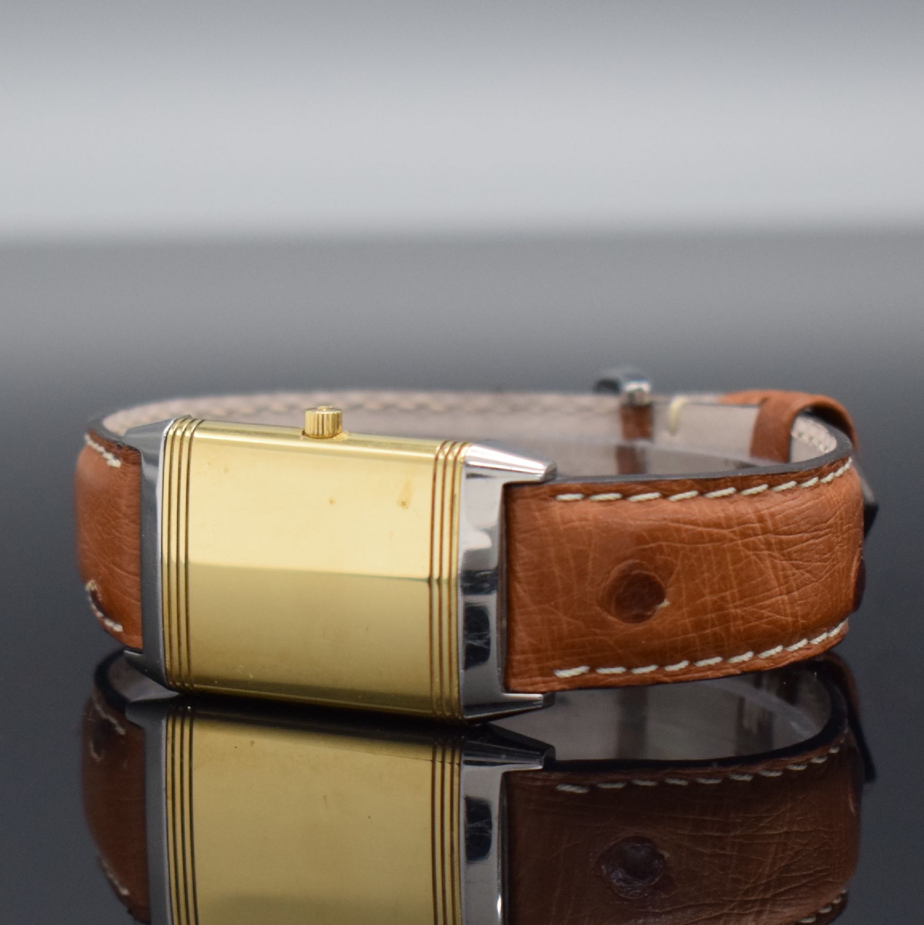 Detail c: Jaeger-LeCoultre Armbanduhr Reverso, Schweiz um 2000, Handaufzug, Ref. 250.5.86, um 180 Grad drehbares Wendegeh. in Edelstahl/Gold komb. m. neutr. ...