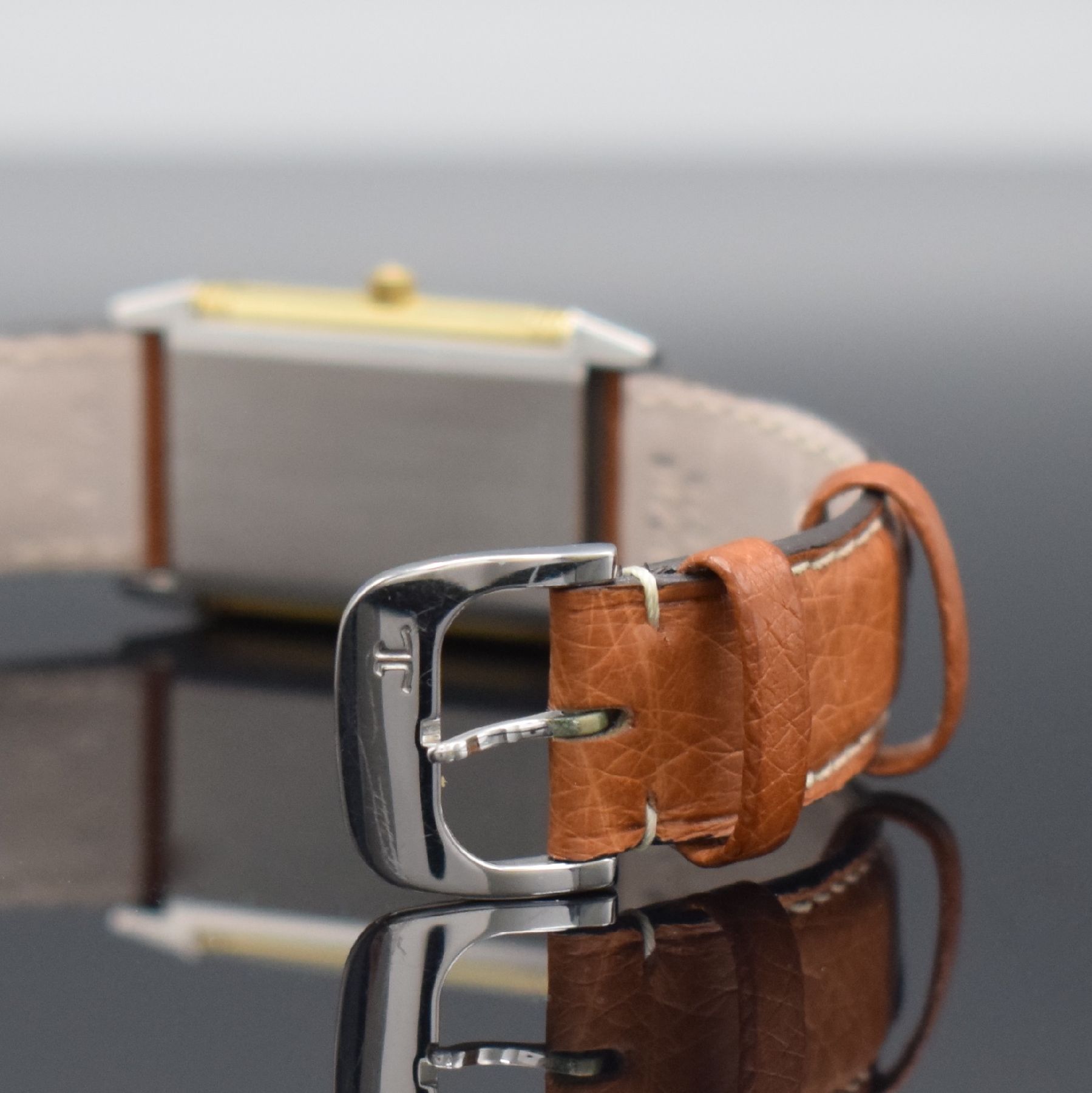 Detail f: Jaeger-LeCoultre Armbanduhr Reverso, Schweiz um 2000, Handaufzug, Ref. 250.5.86, um 180 Grad drehbares Wendegeh. in Edelstahl/Gold komb. m. neutr. ...