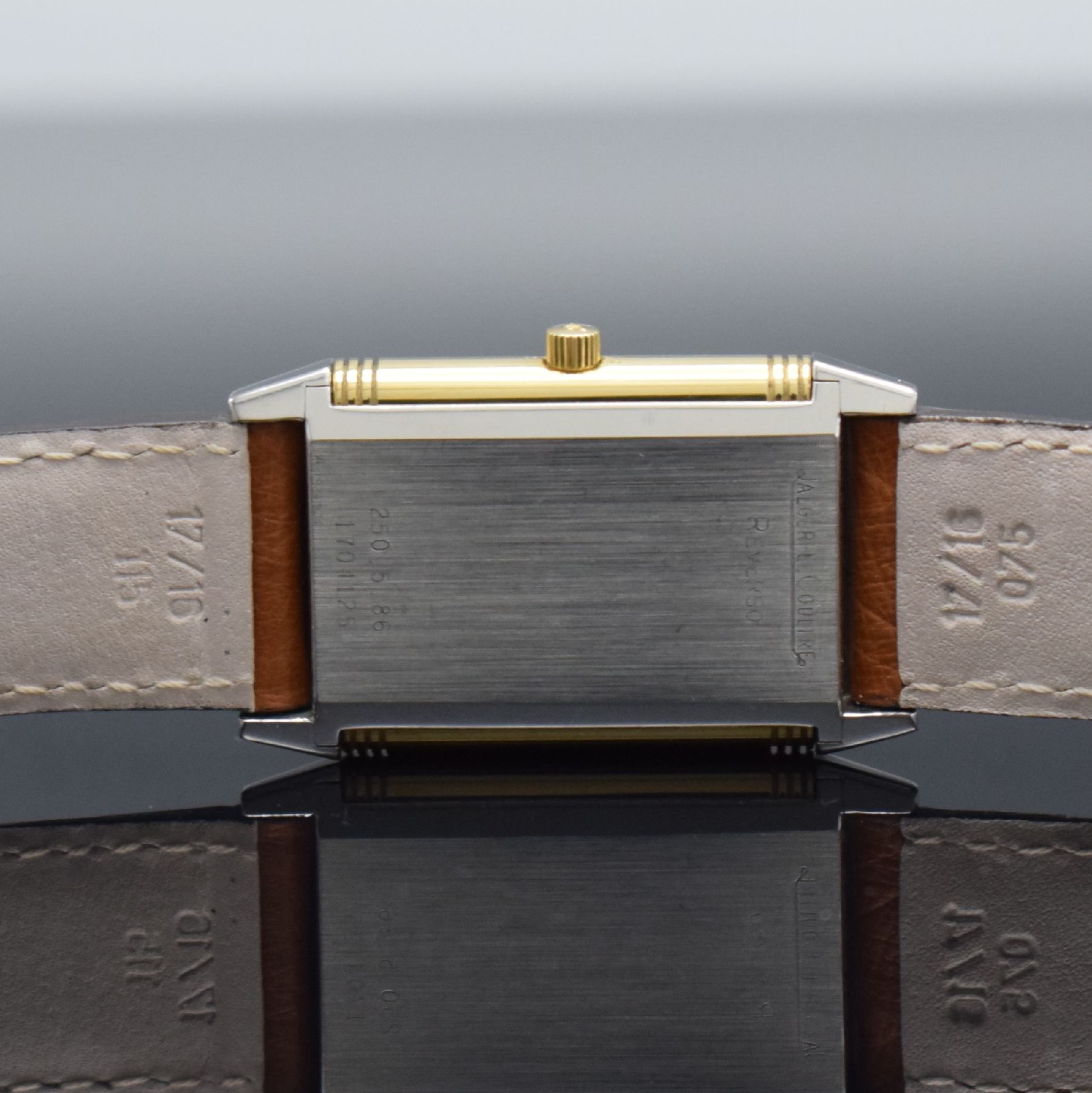 Detail h: Jaeger-LeCoultre Armbanduhr Reverso, Schweiz um 2000, Handaufzug, Ref. 250.5.86, um 180 Grad drehbares Wendegeh. in Edelstahl/Gold komb. m. neutr. ...