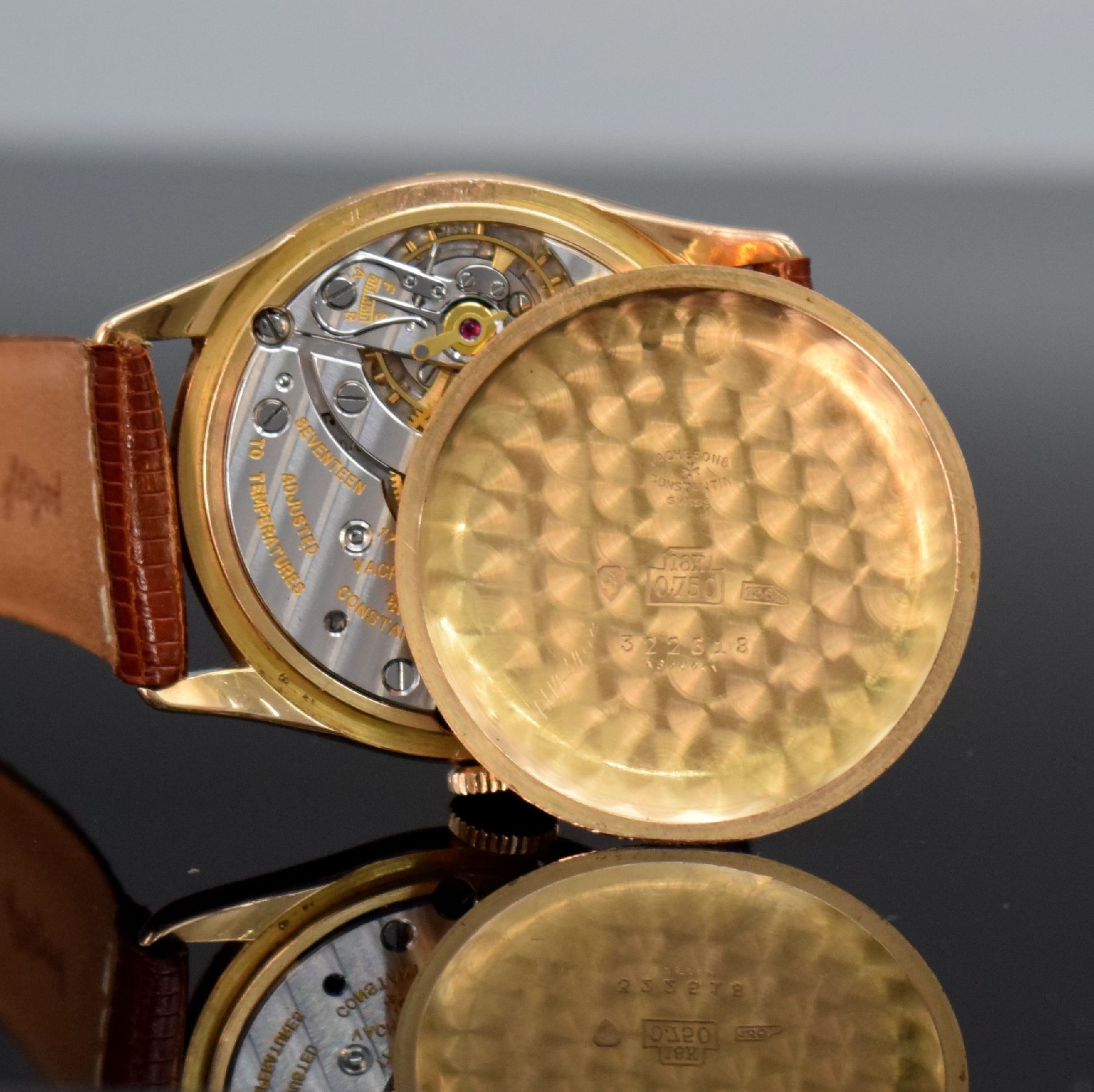 Detail i: VACHERON & CONSTANTIN feine Herrenarmbanduhr in RoseG 750/000 mit Kal. P453/3B, Schweiz um 1948, 3-teil. Geh., Boden & Glasrand aufgedr., originales ...