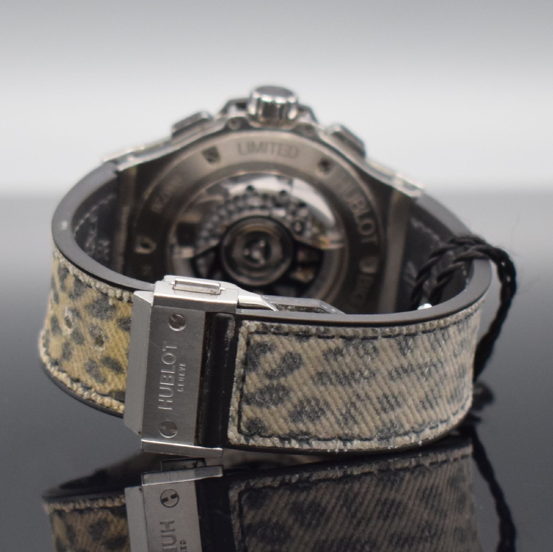 Detail d: HUBLOT seltener Armbandchronograph Snow Leopard Referenz 341.SX.7717.NR.1977, Automatik, auf 500 Stück limitiertes Sondermodell in Edelstahl inkl. ...
