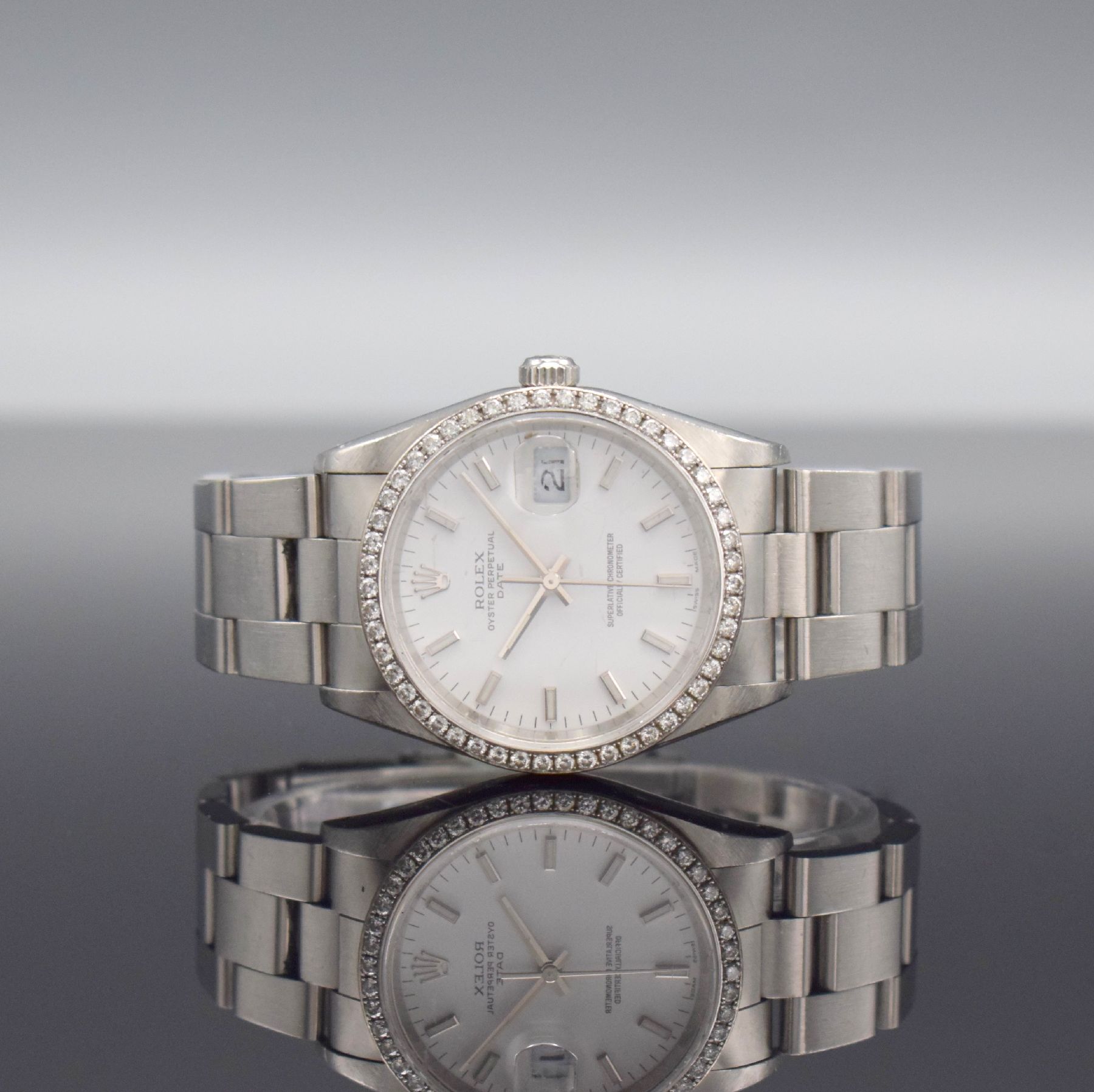 ROLEX Armbanduhr Oyster Date Referenz 15210, Automatik, Schweiz um 1993, Chronometer der Superlative in Edelstahl, Lünette aufw. (auf Kundenwunsch ...