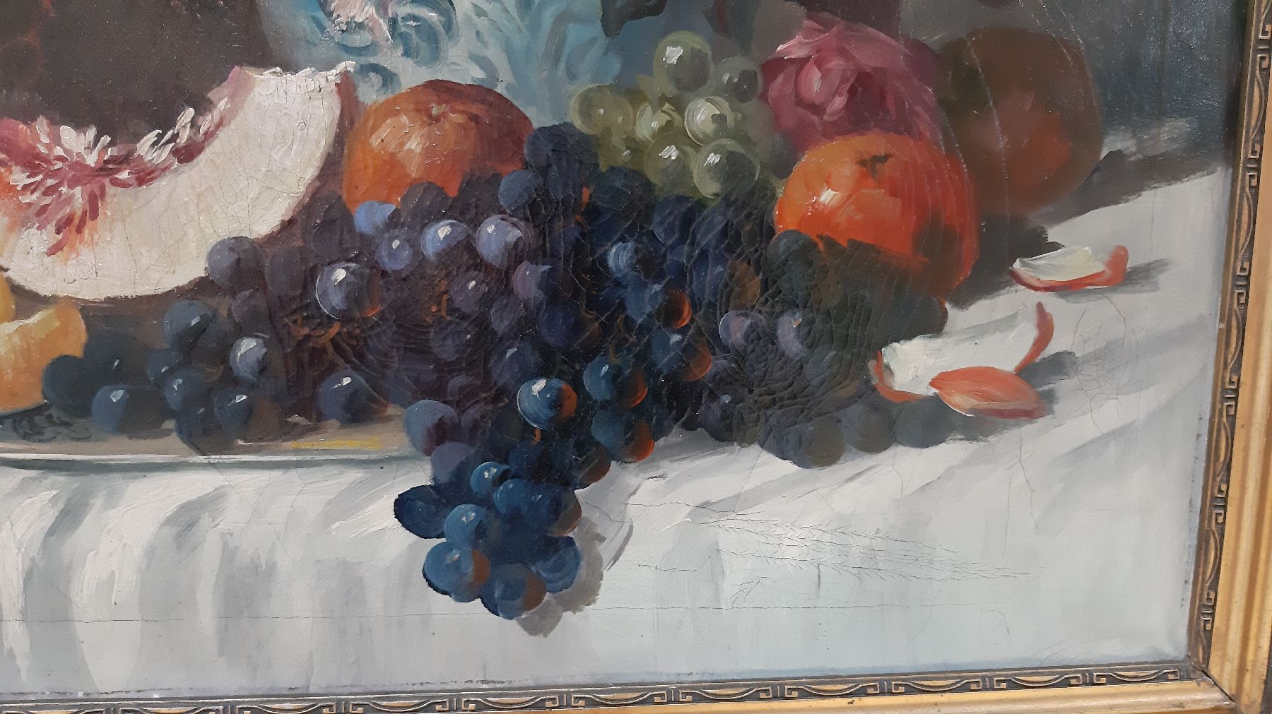 Detail d: J. Horstmann, wohl Jan 1910 Hamburg - 1982, Stillleben mit Obst und Rosen, Öl/Lwd, li.u. signiert, krakeliert, Altersspuren, ca. 50 x 70 cm, Rahmen