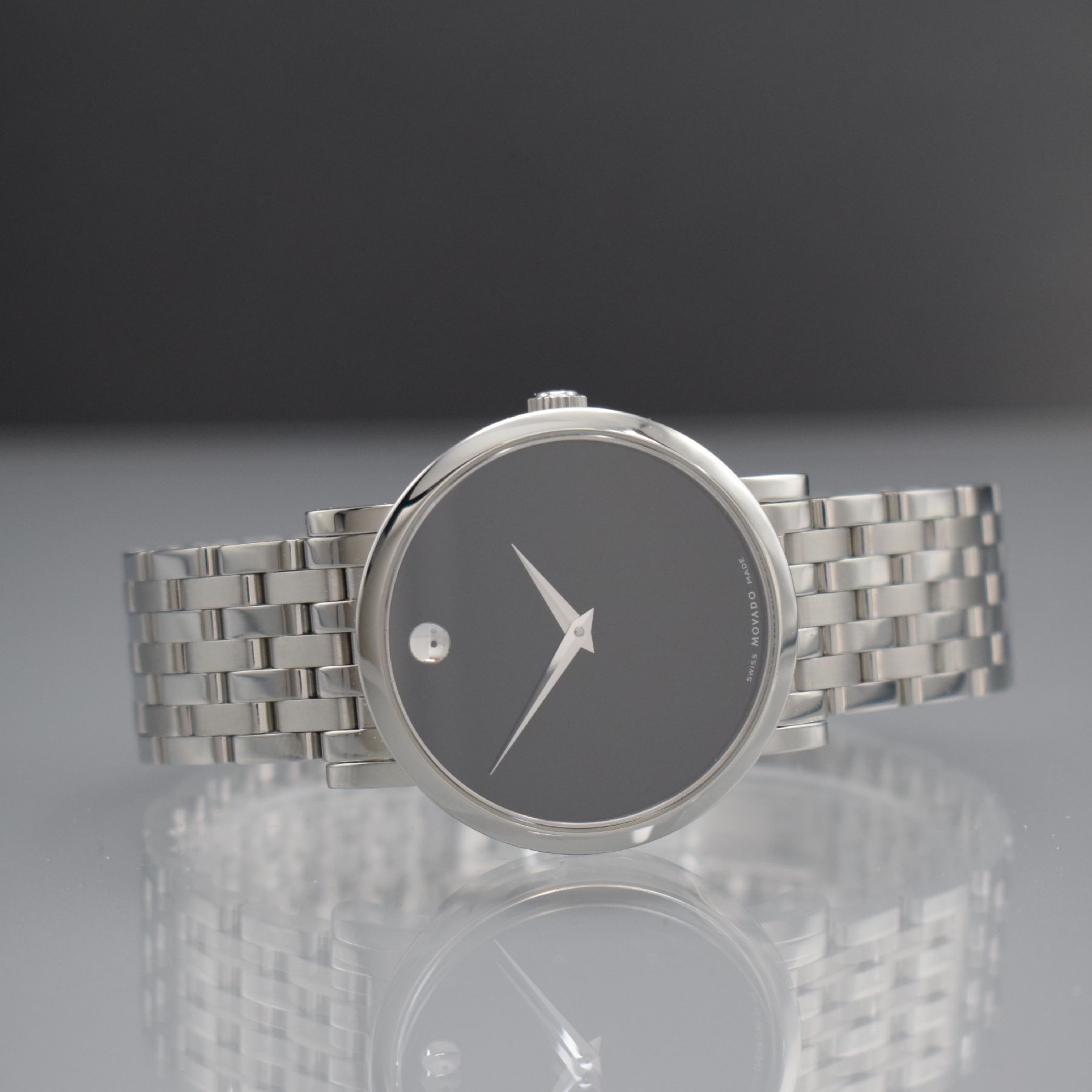 MOVADO Museumswatch Referenz 84 F4 1890 in Edelstahl, Automatik, Schweiz um 1995, beids. vergl., Boden m. Eigentümergravur & Glasrand aufgedr., ...