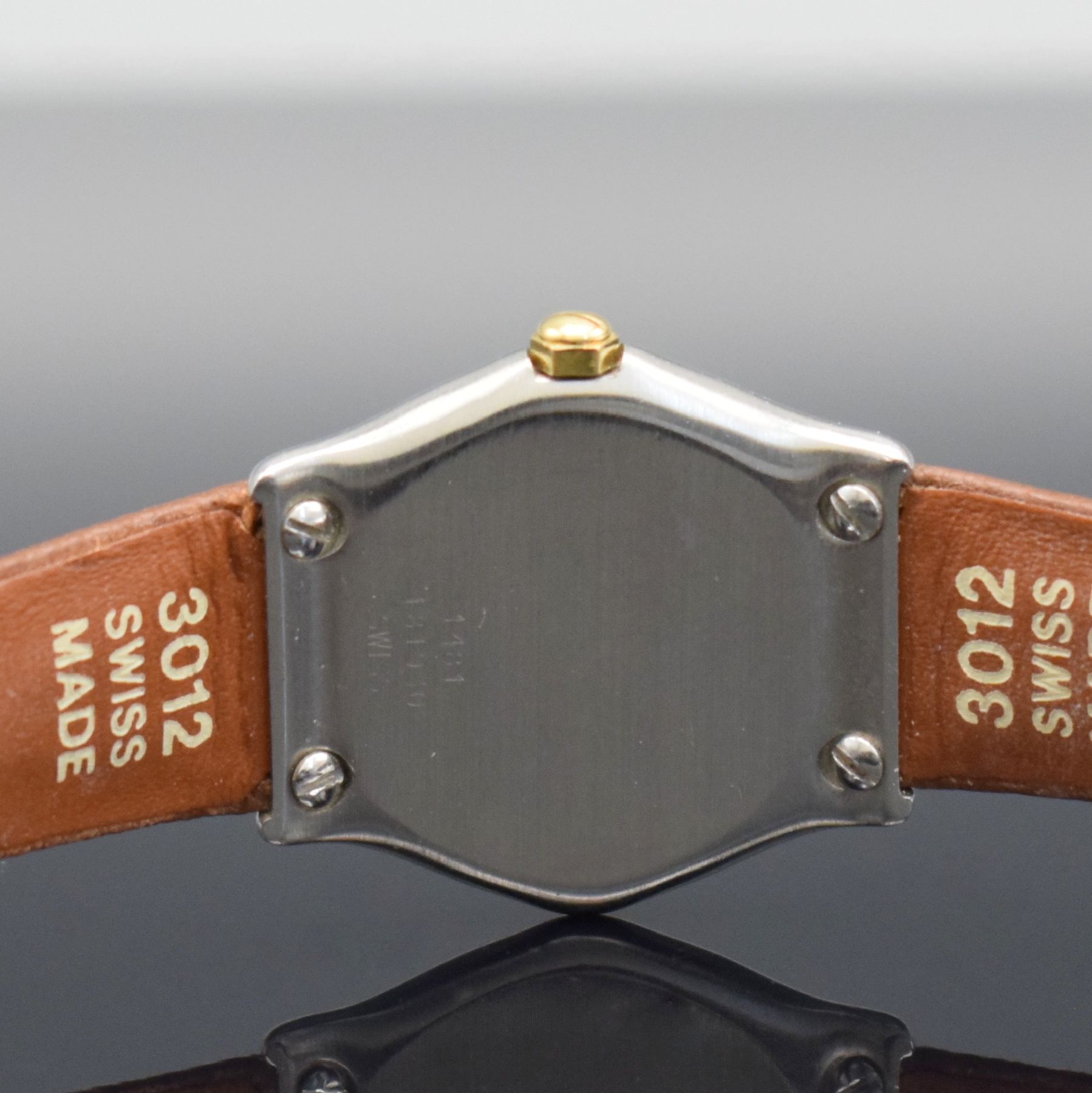 Detail e: EBEL Damenarmbanduhr Classic Wave, Referenz 1481, Edelstahl/Gold kombiniert inkl. orig. Lederband, zus. orig. Gliederband anbei, quarz, 5-fach ...