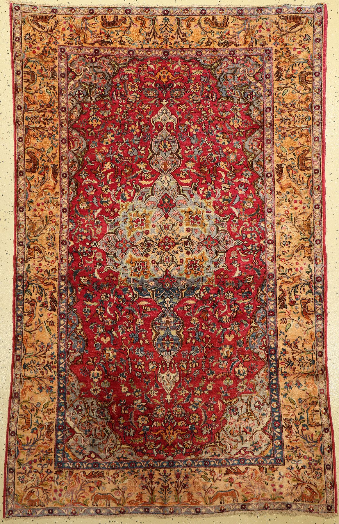 Feiner Seiden Teheran antik, Persien, um 1900, reine Naturseide, ca, 200 x 130 cm, EHZ:3 eine Ecke von Fransenseite leicht beschädigtselten und ...