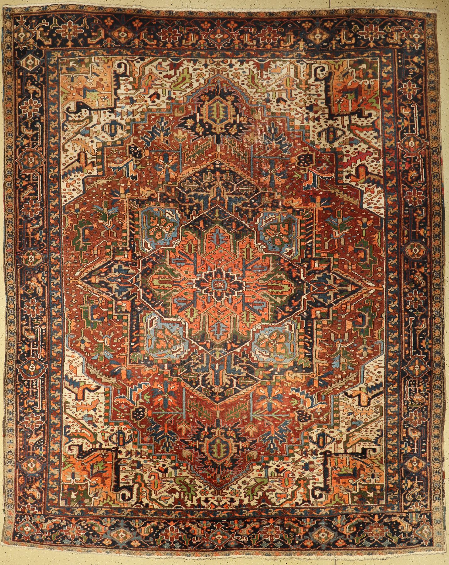 Heriz alt, Persien, um 1950, Wolle auf Baumwolle, ca. 355 x 270 cm, EHZ: 3-4