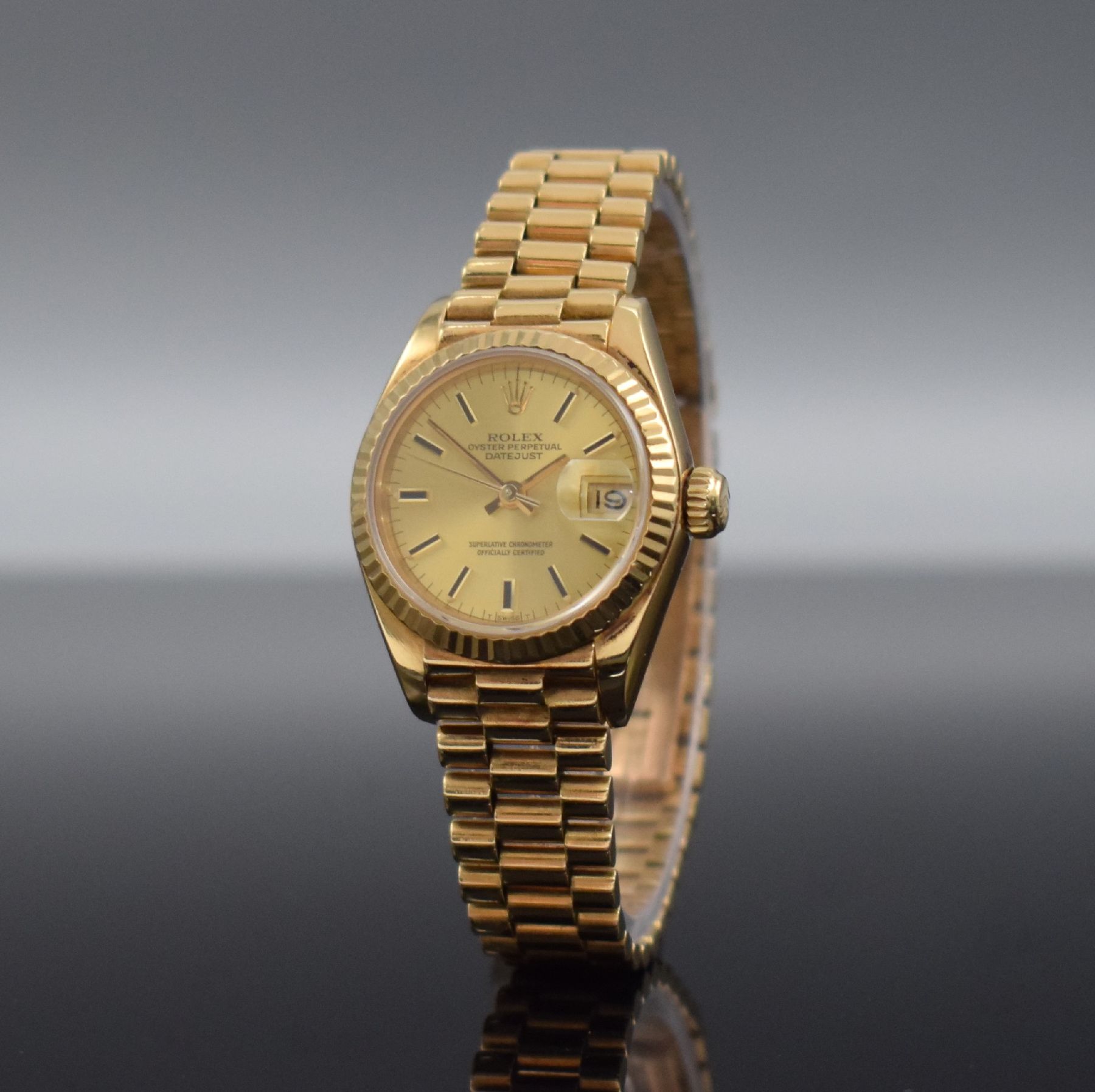 Detail b: ROLEX Datejust Ref. 69178 Damenarmbanduhr in GG 750/000, Schweiz lt. orig. Papier verk. 1984, Automatik, verschr. Oystergeh. m. geriffelter Lünette, ...
