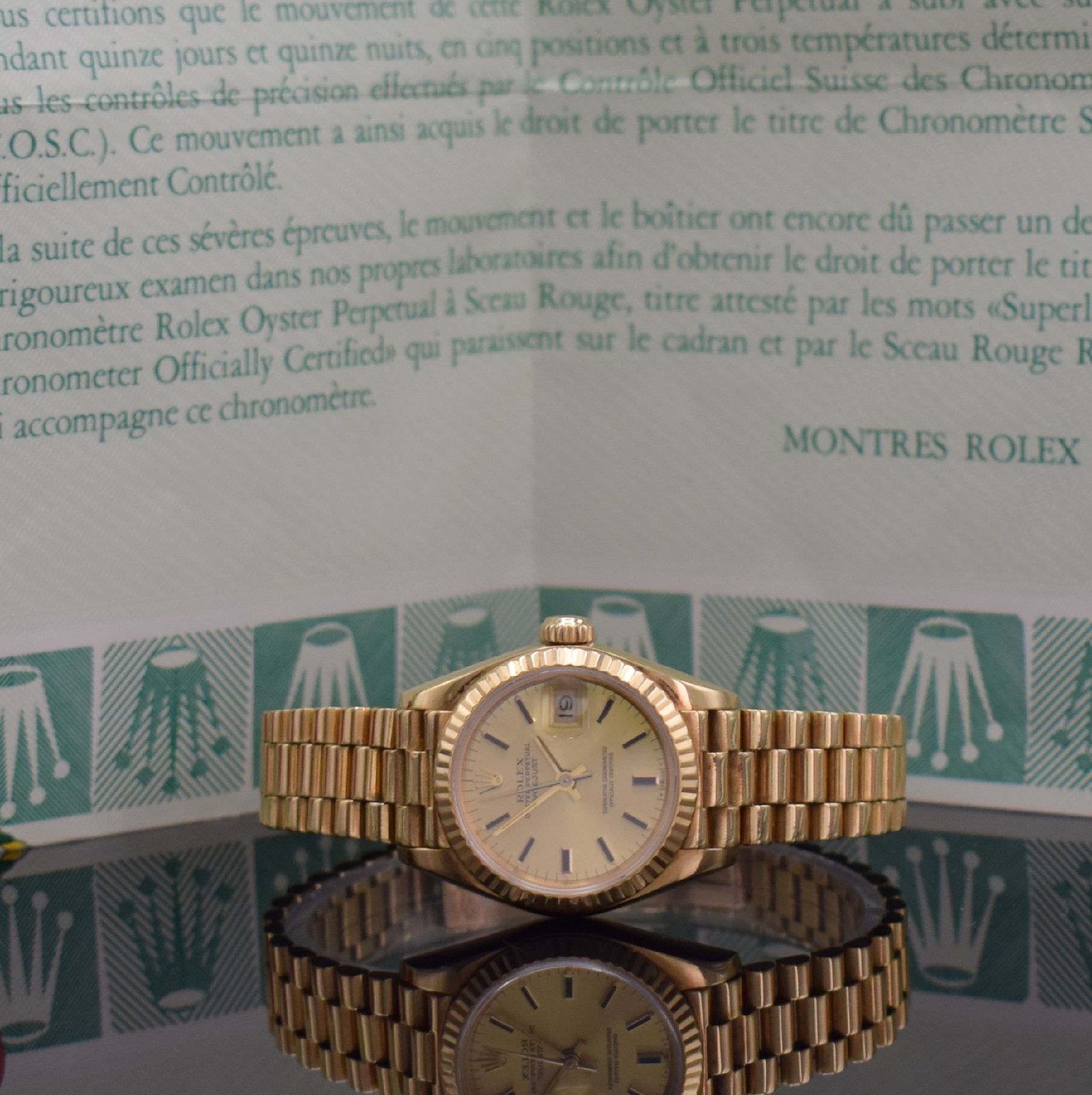 Detail d: ROLEX Datejust Ref. 69178 Damenarmbanduhr in GG 750/000, Schweiz lt. orig. Papier verk. 1984, Automatik, verschr. Oystergeh. m. geriffelter Lünette, ...