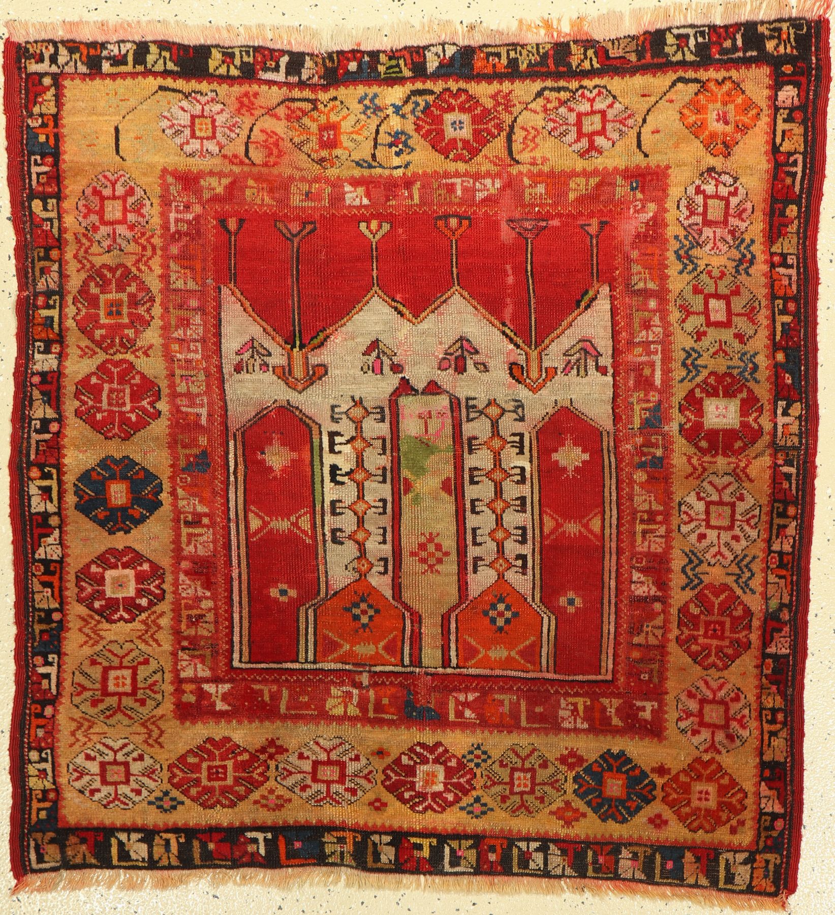 Zentralanatolischer Gebetsteppich antik, Türkei, um 1900, Wolle auf Wolle, ca, 109 x 102 cm, EHZ: 3-4