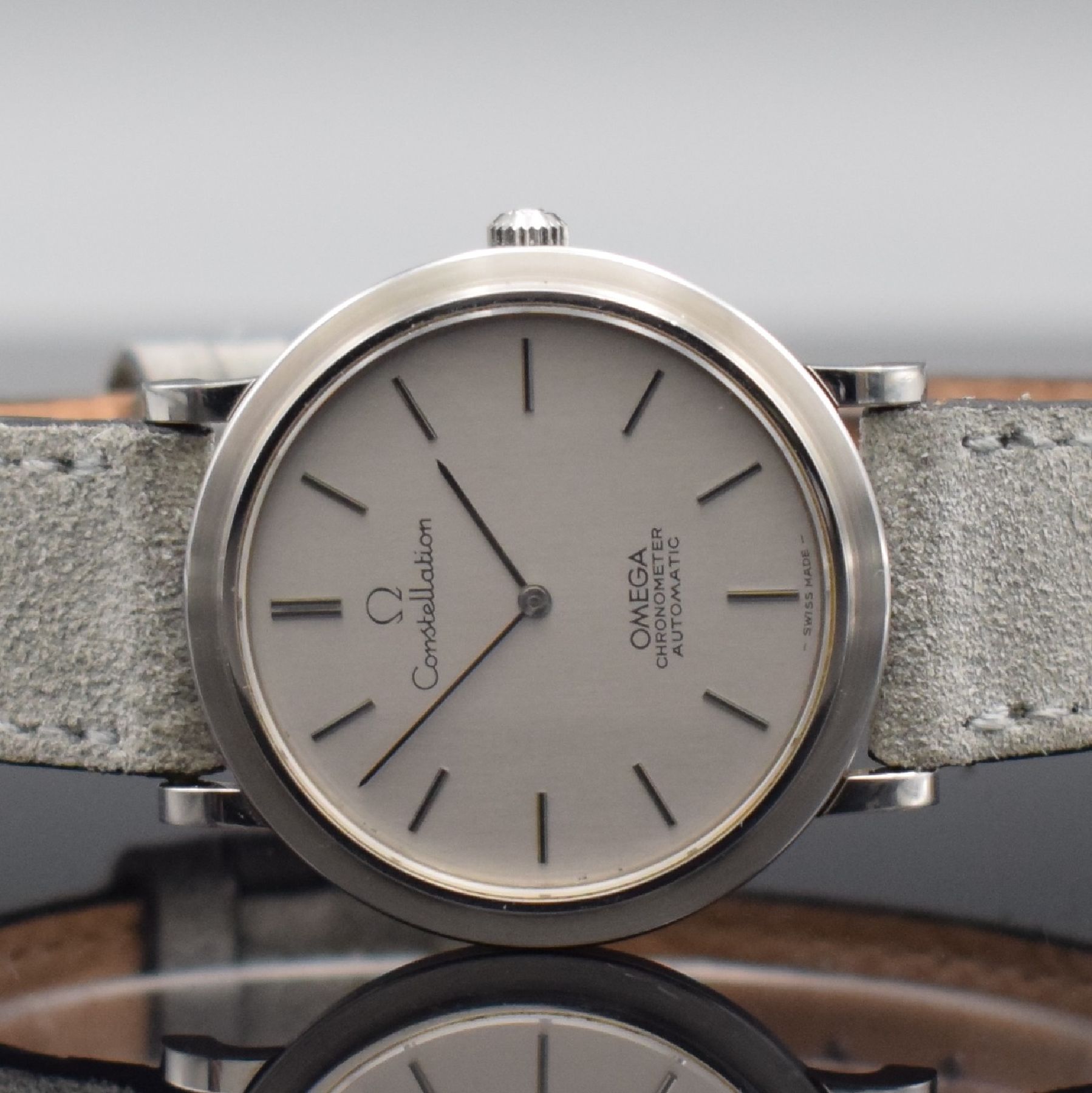 Detail a: OMEGA Constellation Chronometer Herrenarmbanduhr in Edelstahl, Schweiz um 1974, Automatik, Ref. 157.0001, 3-teil. Geh., Boden & Glasrand aufgedr., ...