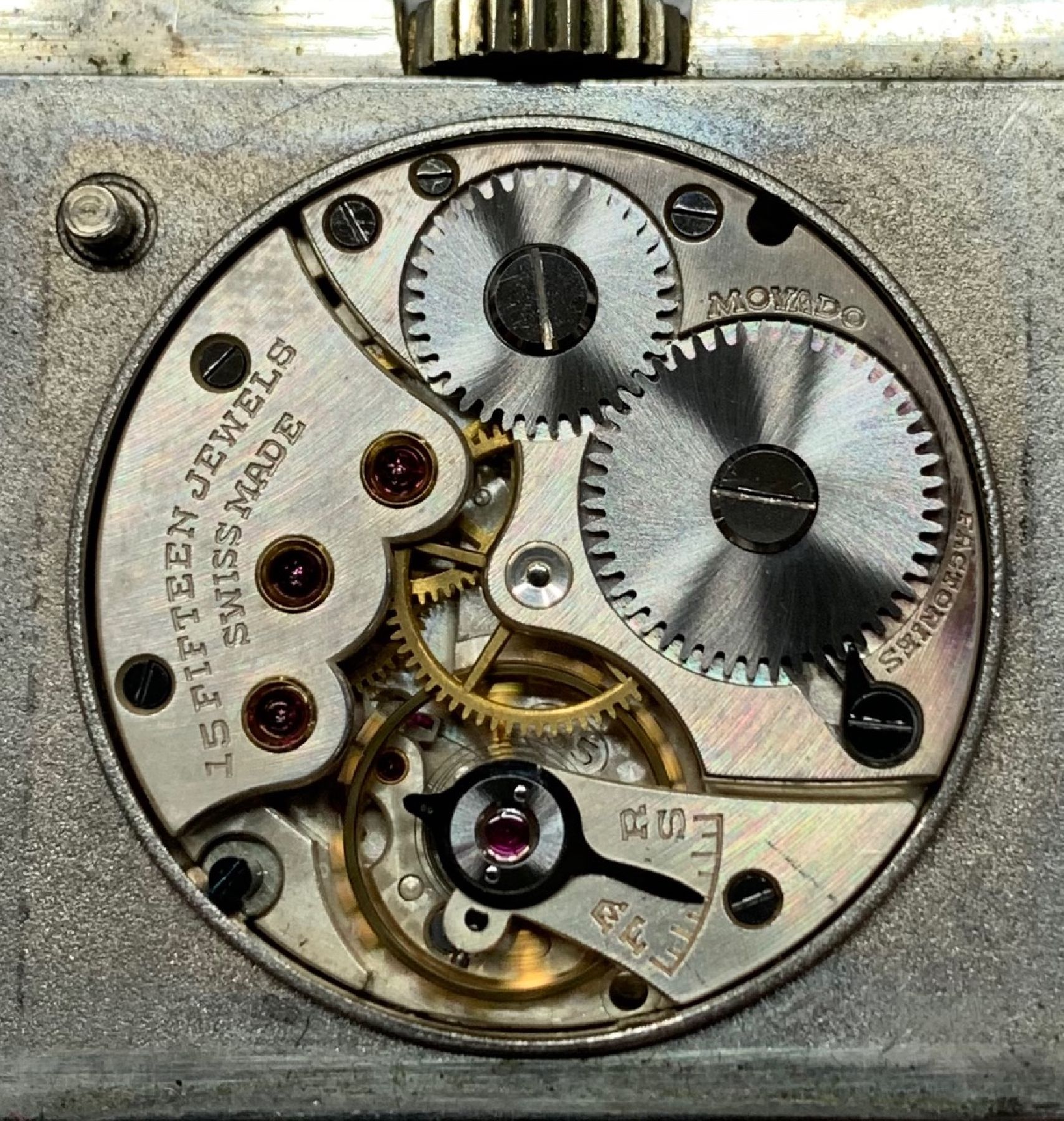 Detail f: MOVADO Ermeto seltenes Reiseührchen mit Vollkalender & Mondphase, Schweiz um 1940, Handaufzug, Nickel-Geh. m. Lederbezug, beids. aufschiebbar, ...