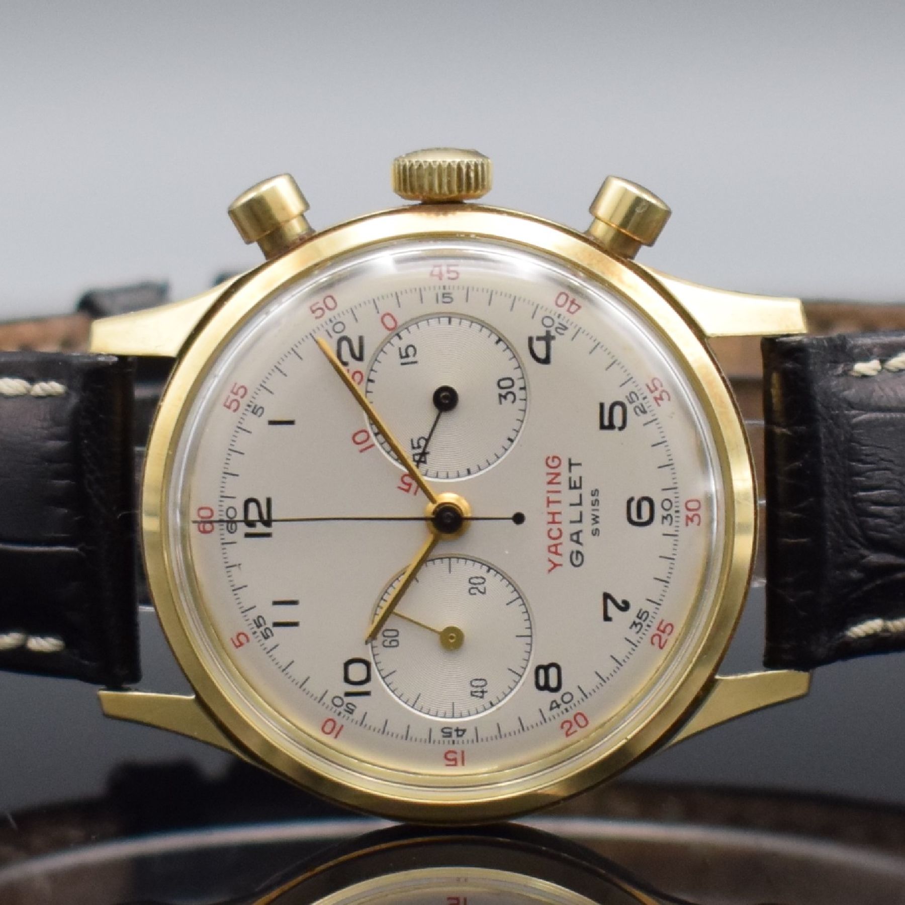 Detail a: GALLET Yachting-Chronograph im verschraubtem GG 585/000 Gehäuse mit Kal. Excelsior Park 4- 68, Schweiz um 1960, 2-teil. Geh., silb. Zifferbl. m. ...