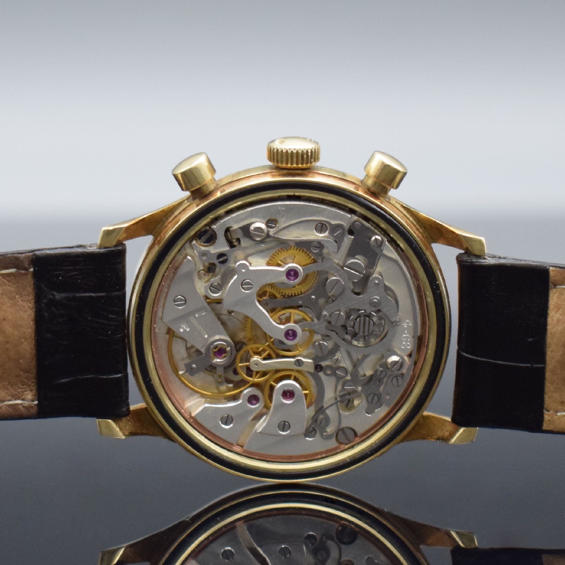 Detail f: GALLET Yachting-Chronograph im verschraubtem GG 585/000 Gehäuse mit Kal. Excelsior Park 4- 68, Schweiz um 1960, 2-teil. Geh., silb. Zifferbl. m. ...