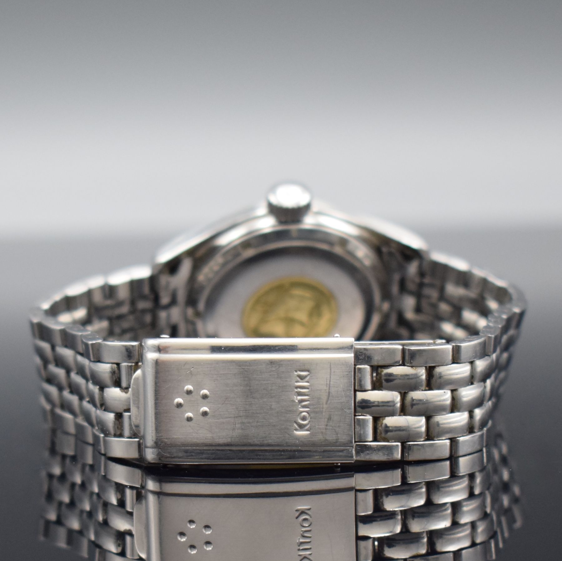 Detail d: ETERNA-MATIC KonTiki 20 Herrenarmbanduhr in Stahl & original Gay Freres Stahlband, Schweiz um 1970, Automatik, 2-teil. Gehäuse Ref. 130TT, Boden m. ...