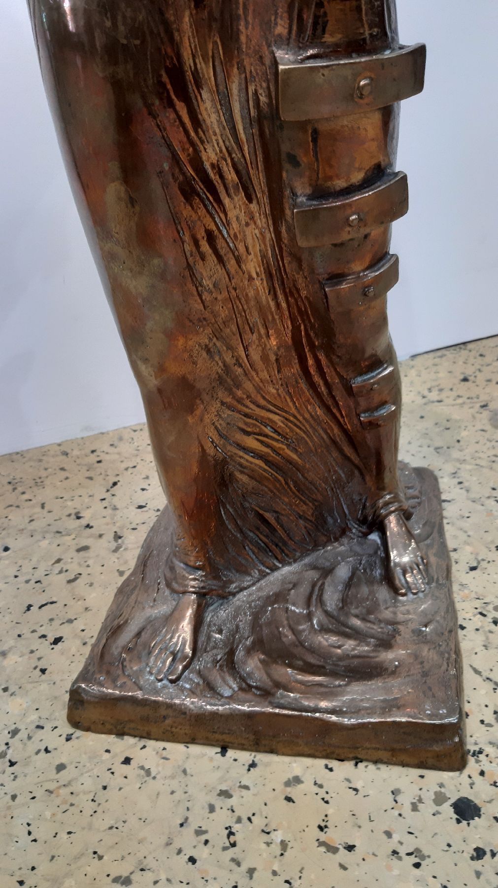 Detail g: Salvador Dali, 1904-1989, Woman aflame, große Bronzeskulptur, signiert und num. 29/350, Gießerstempel Fonderia Tesconi Pietra Santa, H. ca. 84cm