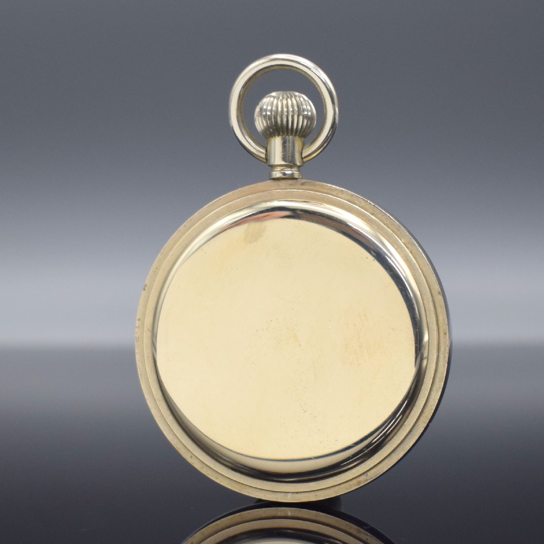 Detail b: IWC große Beobachtungsuhr Kal. 67, Schweiz um 1942, gedr. Nickelgeh., orig. Glas, perfektes Emailzifferbl. m. fetten arab. Zahlen, kl. Sek. b. 6, ...
