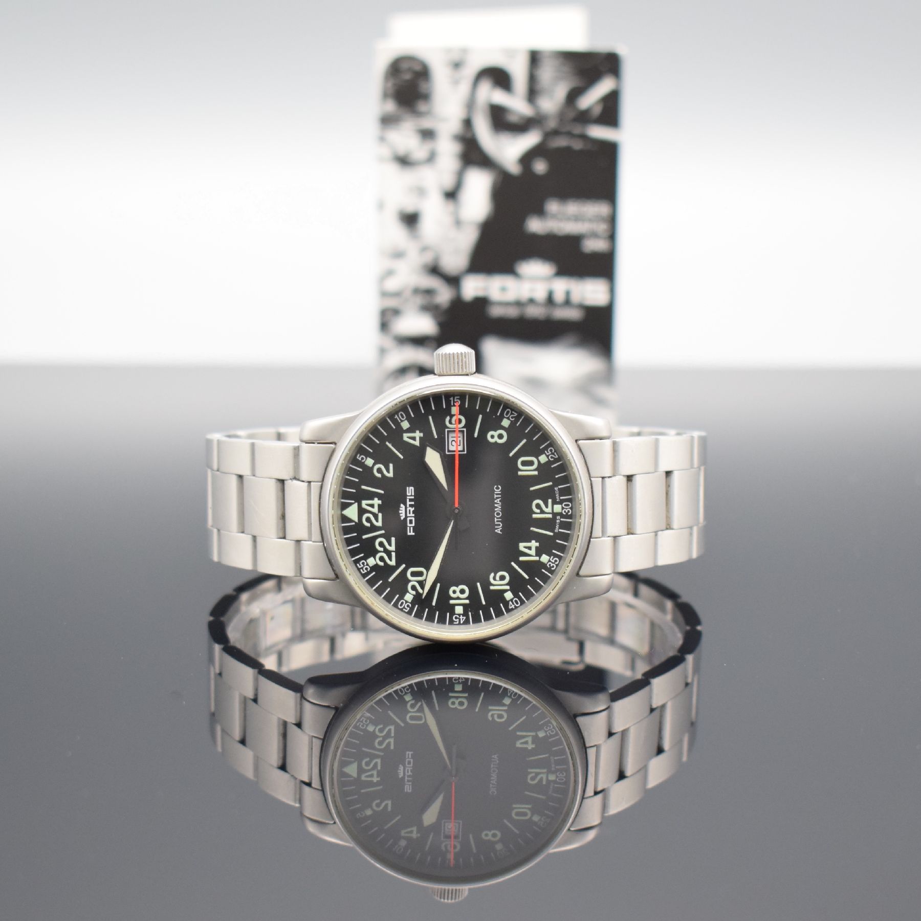 Detail a: FORTIS Herrenarmbanduhr mit 24-Std.-Anzeige in Edelstahl, Schweiz um 1995, Automatik, verschr. Gehäuse inkl. orig. Gliederband m. Faltschl., ...